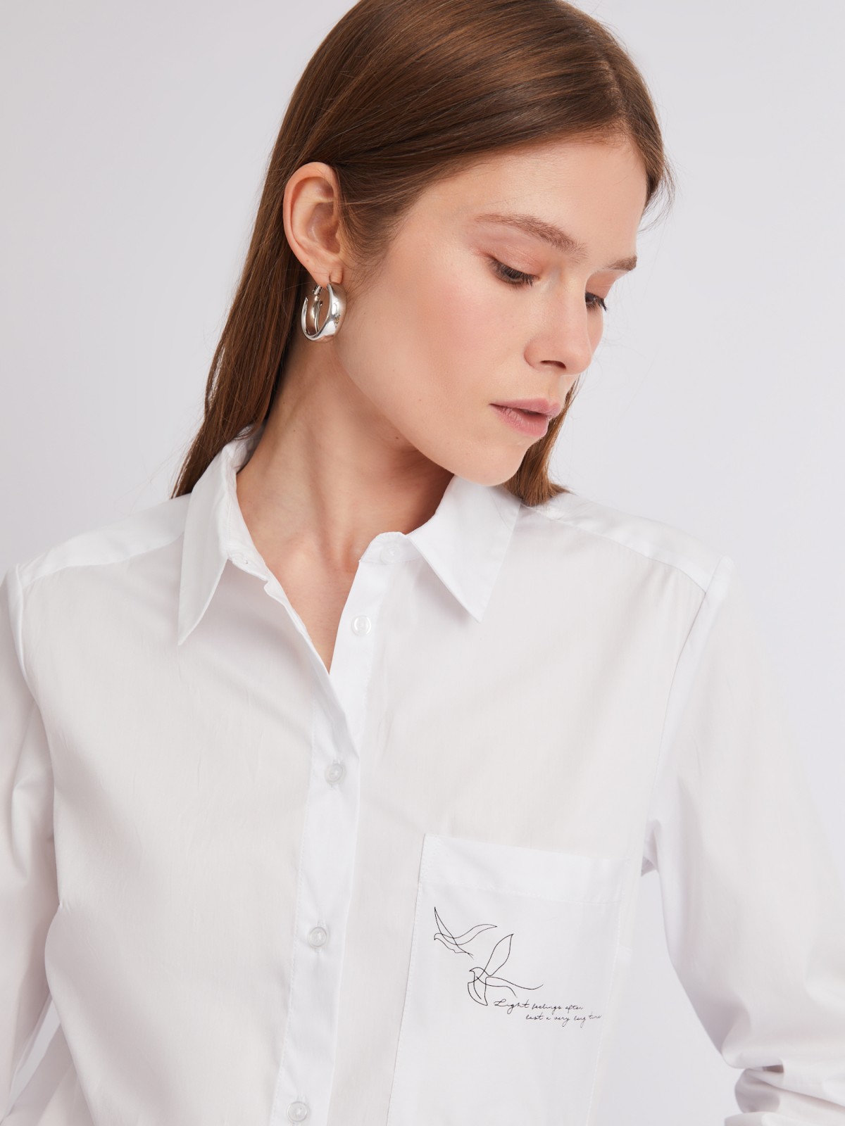 Офисная рубашка прямого силуэта с акцентом на кармане zolla 223311159042, цвет белый, размер S - фото 5