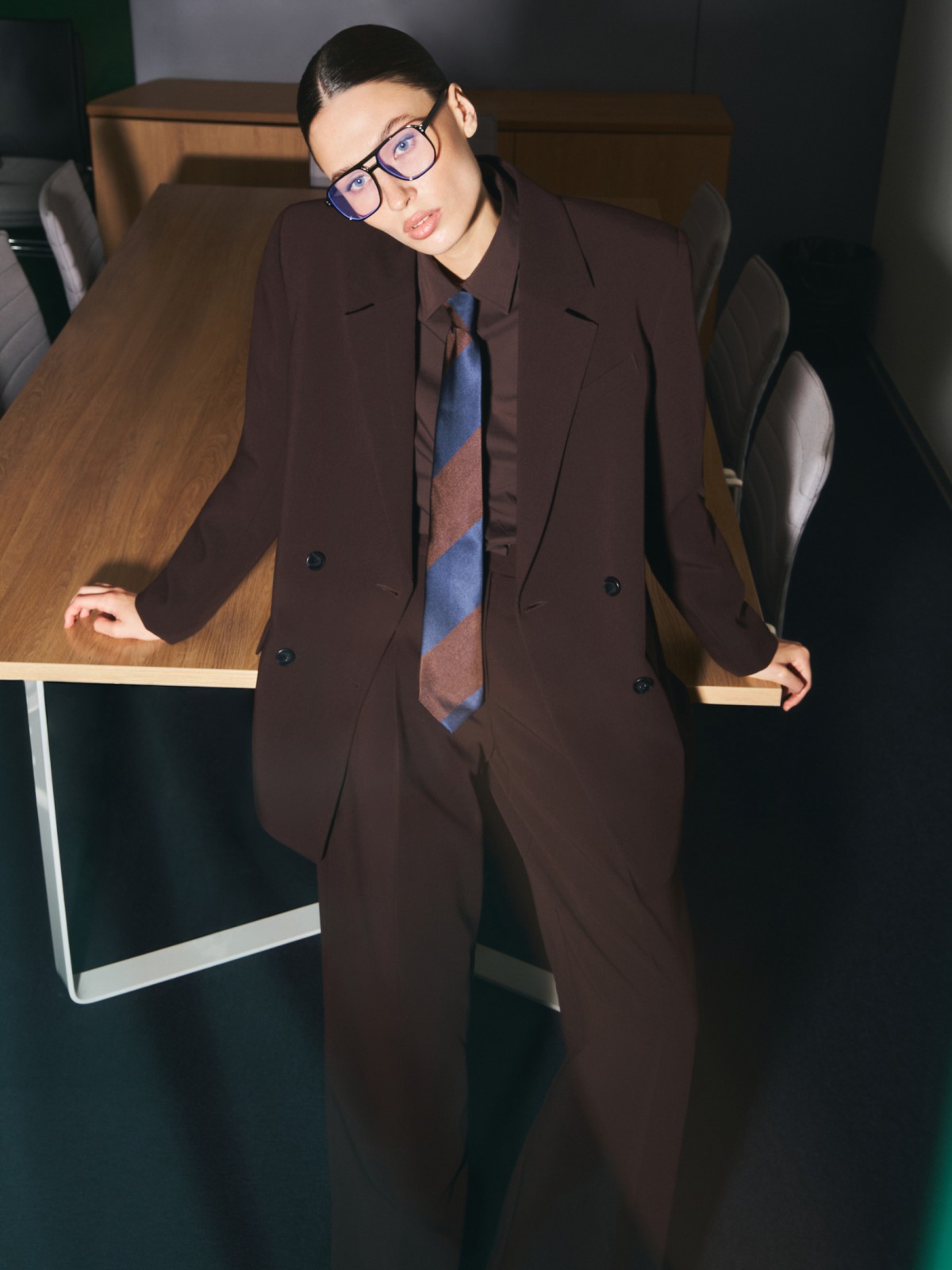 Двубортный жакет оверсайз силуэта