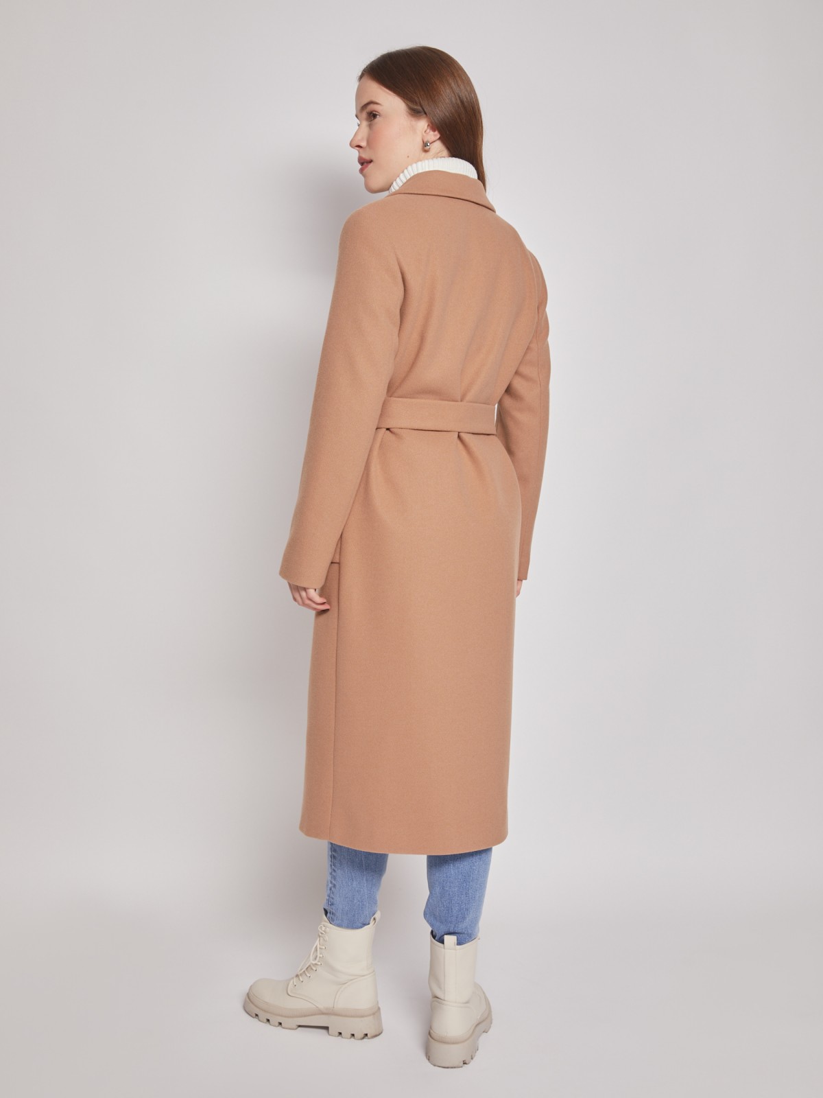 Пальто прямого силуэта с поясом