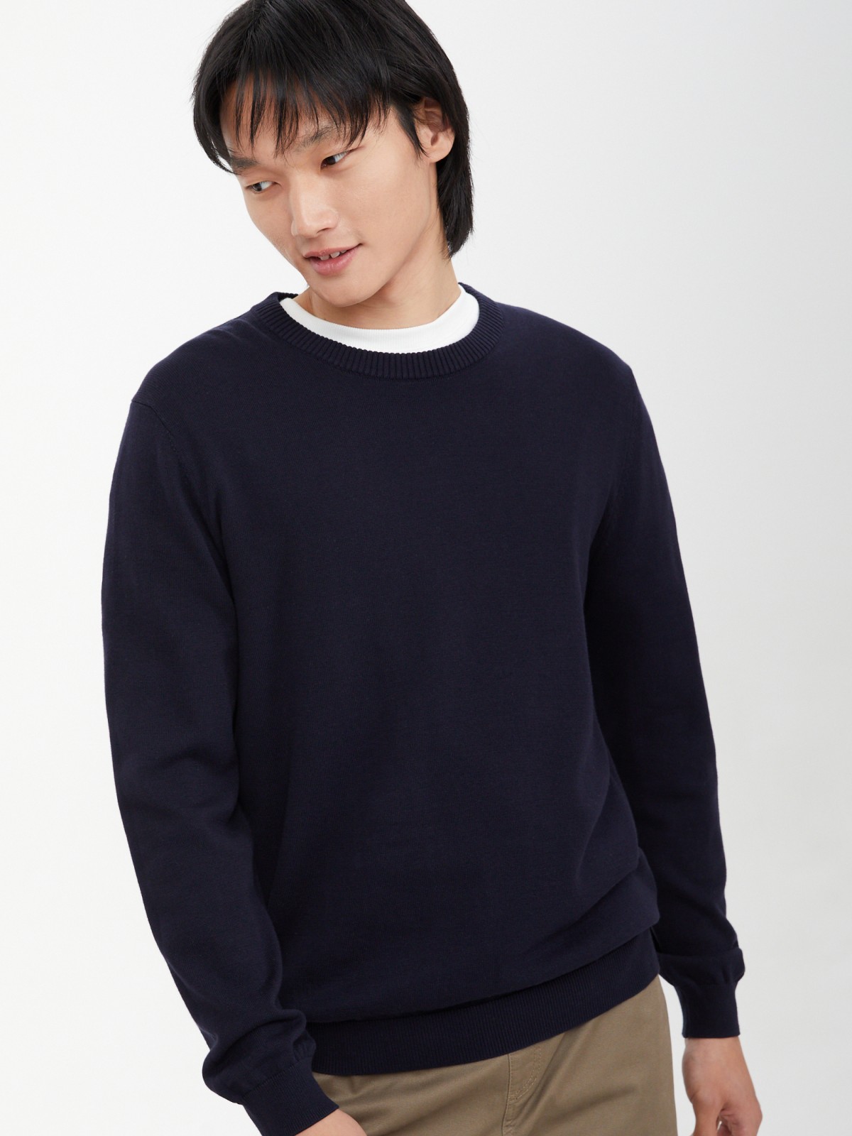 Тонкий трикотажный джемпер из хлопка с длинным рукавом