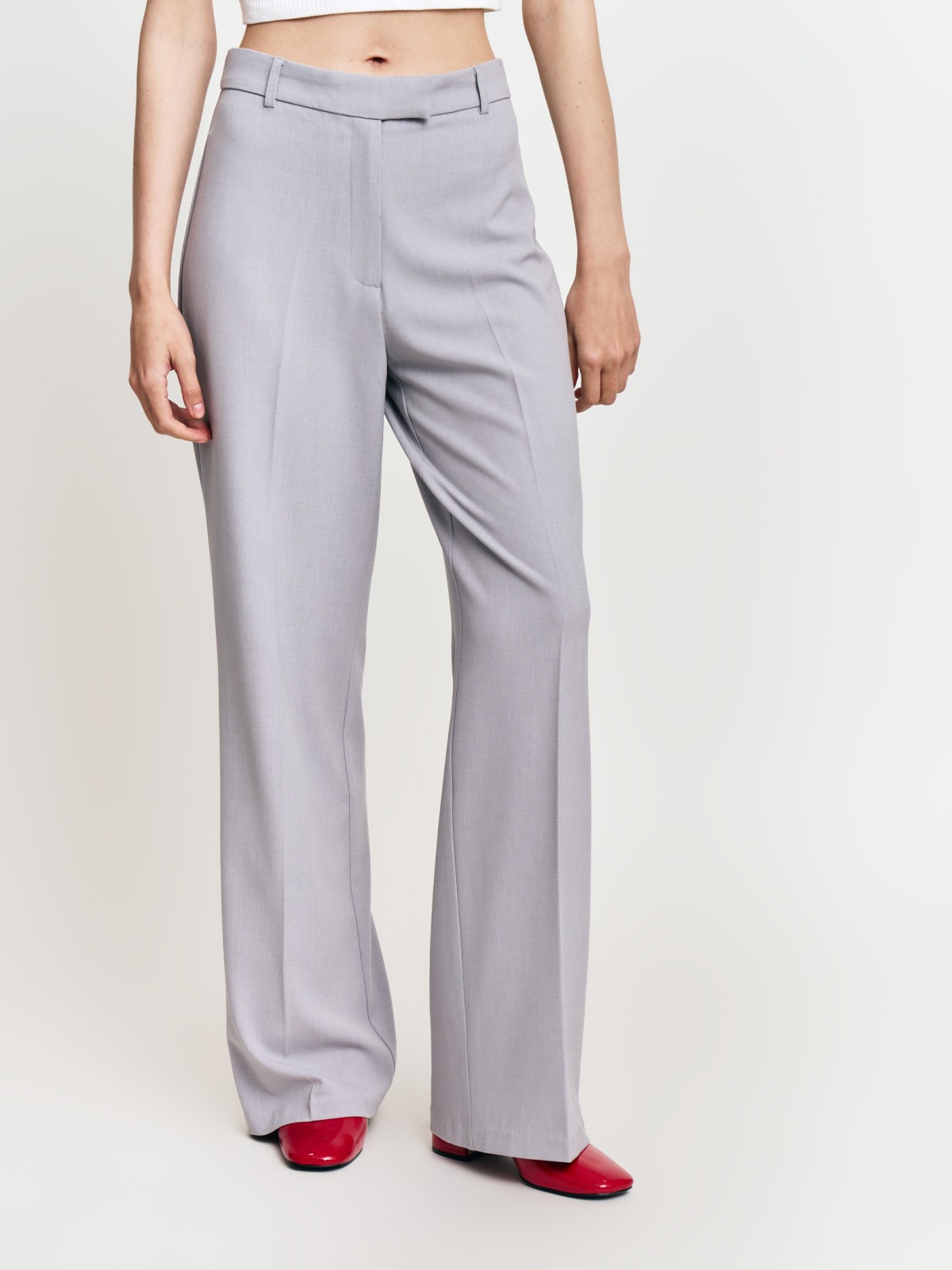 Брюки прямого силуэта со стрелками