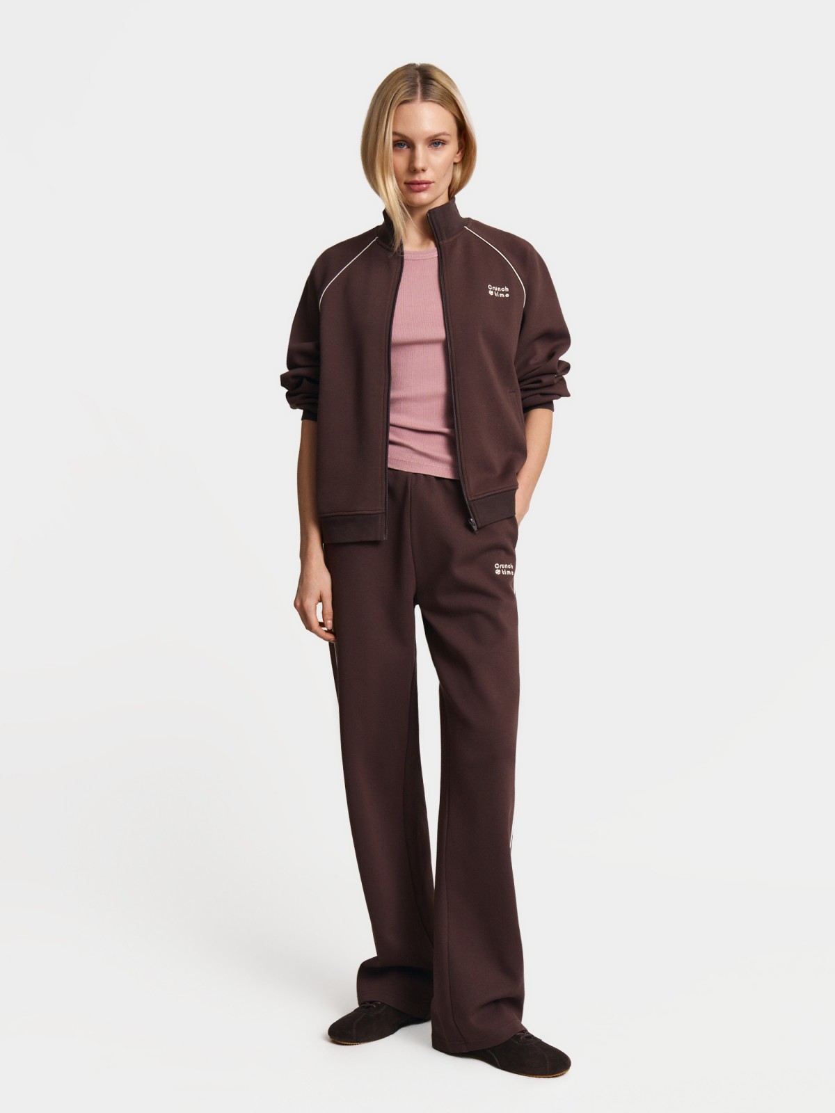 Толстовка с воротником-стойкой