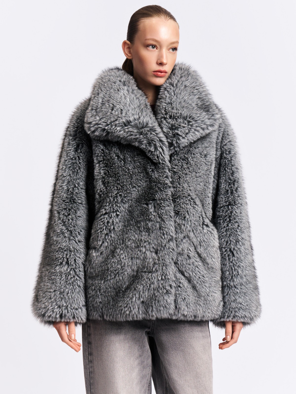 Теплая шуба из экомеха