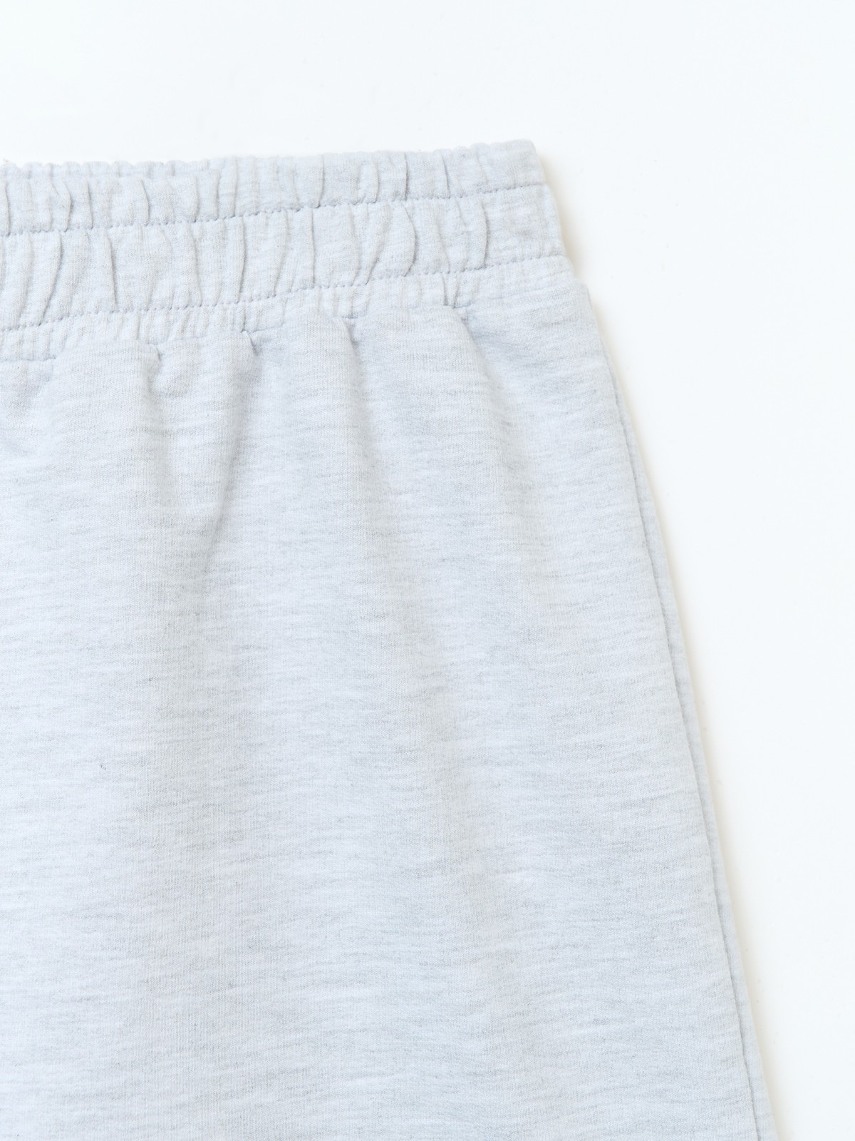 Трикотажные короткие шорты