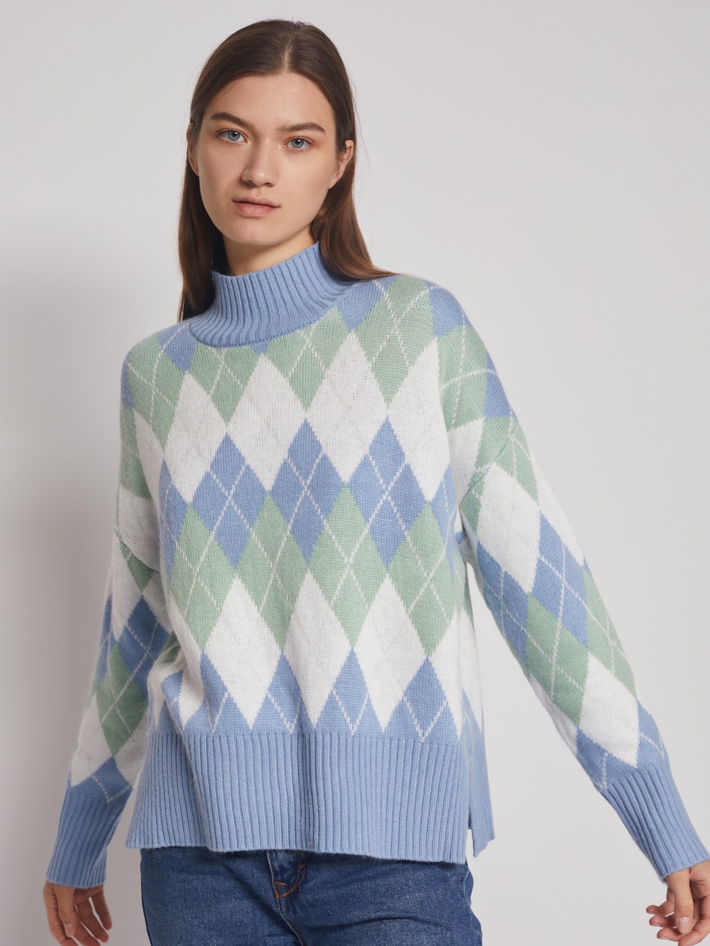 Свитер с узором