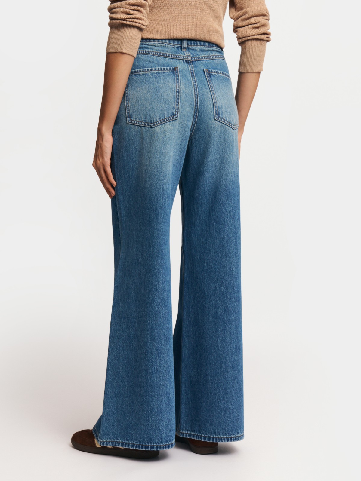 Джинсы силуэта Bootcut с высокой посадкой