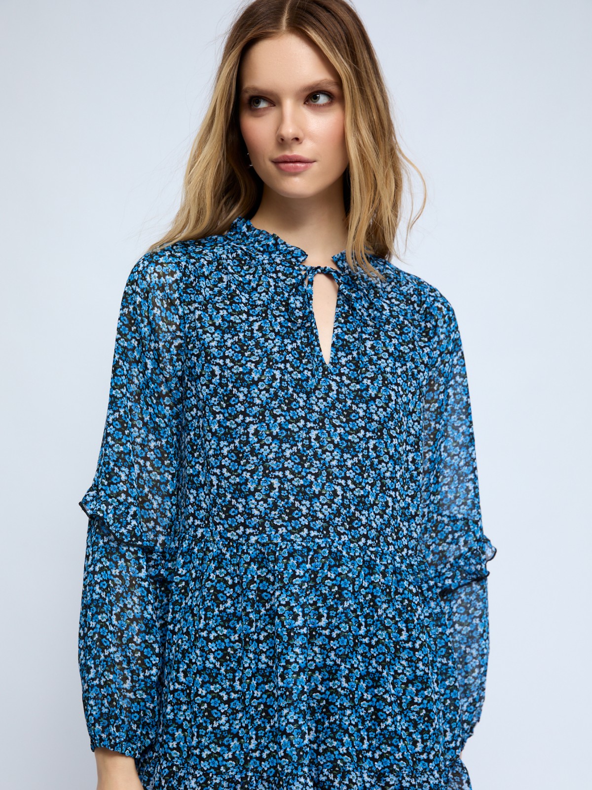 Шифоновое платье мини с цветочным принтом