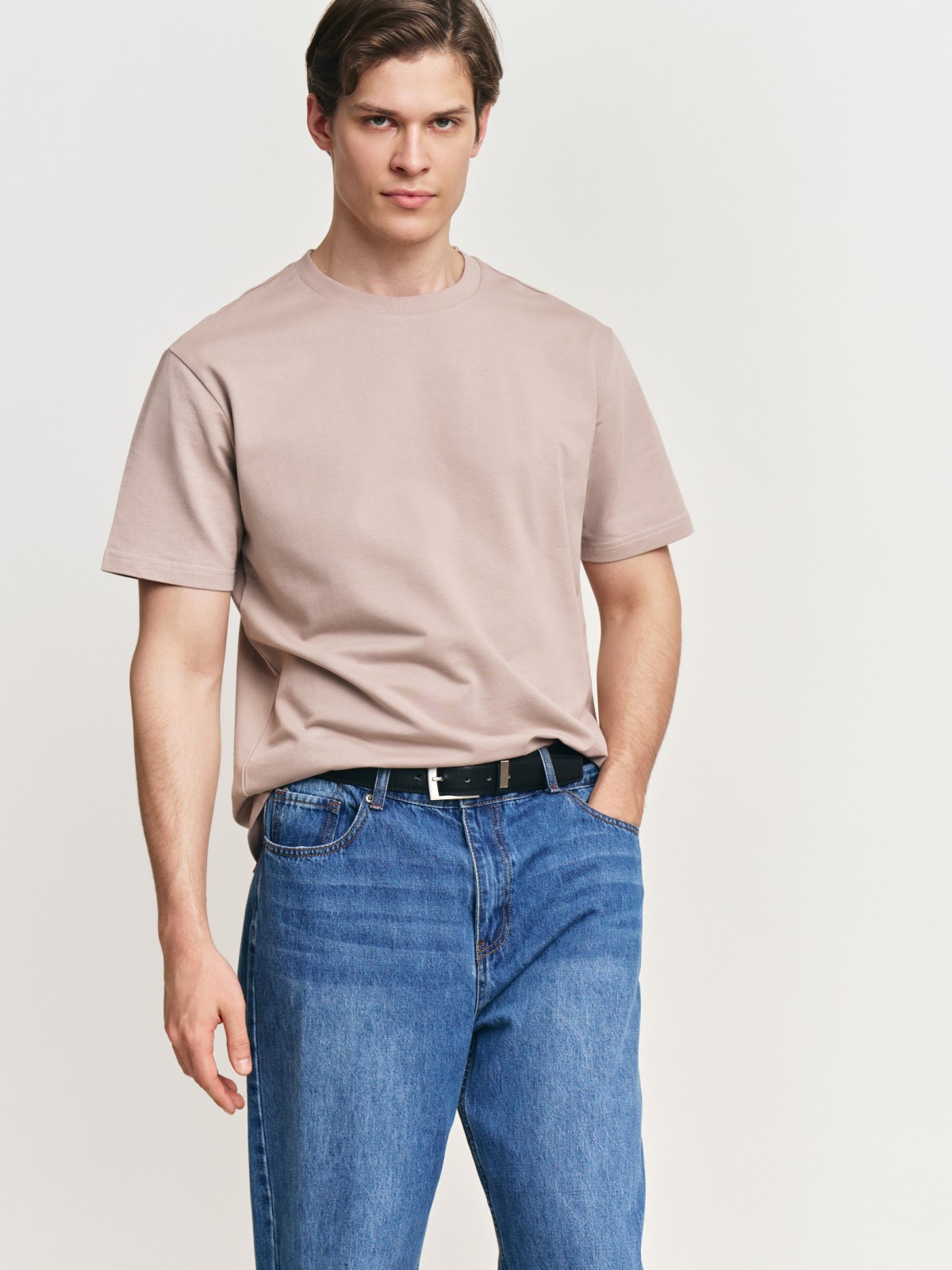 Футболка из хлопка с круглым вырезом