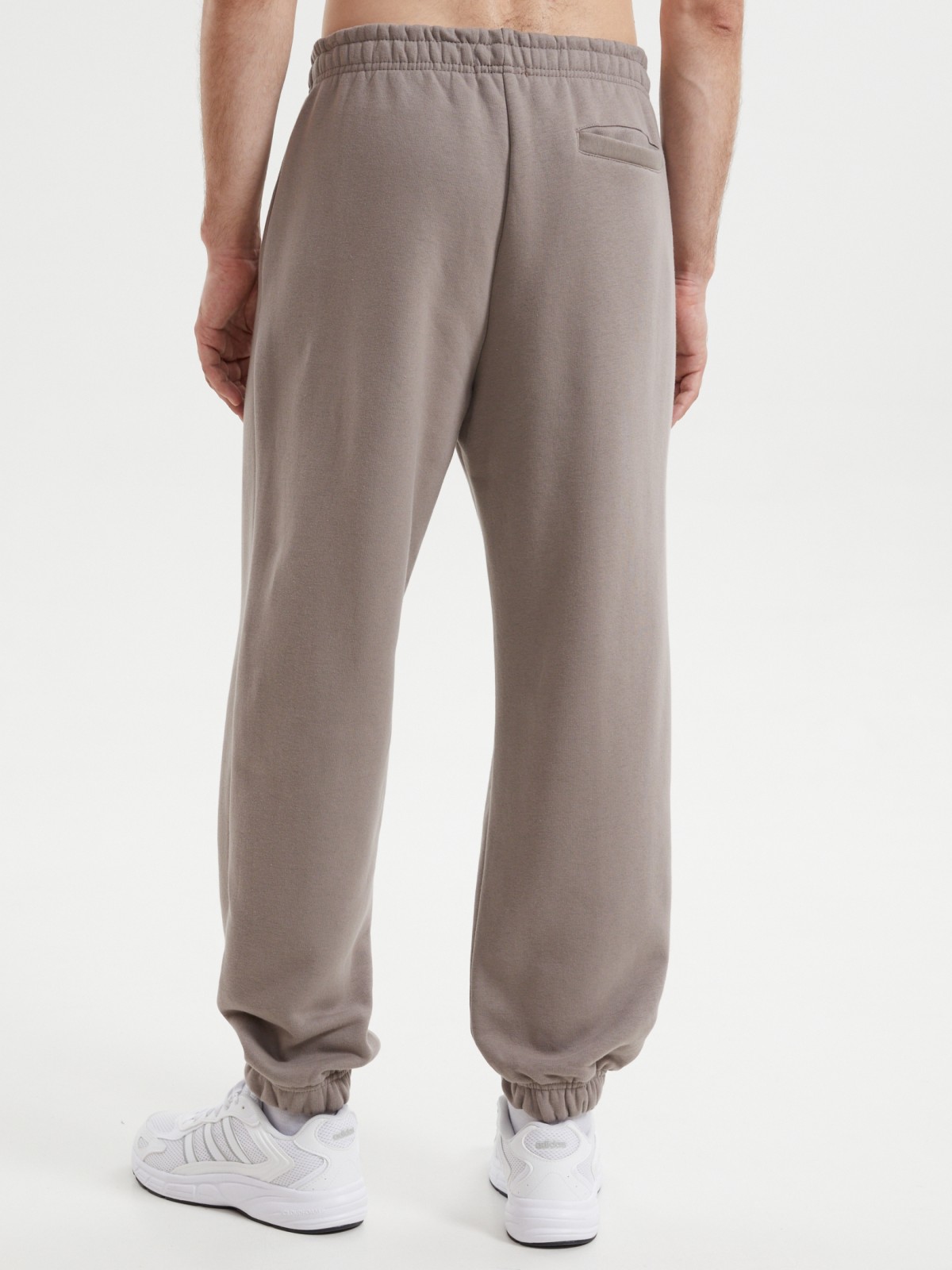 Тёплые трикотажные брюки-джоггеры с начёсом