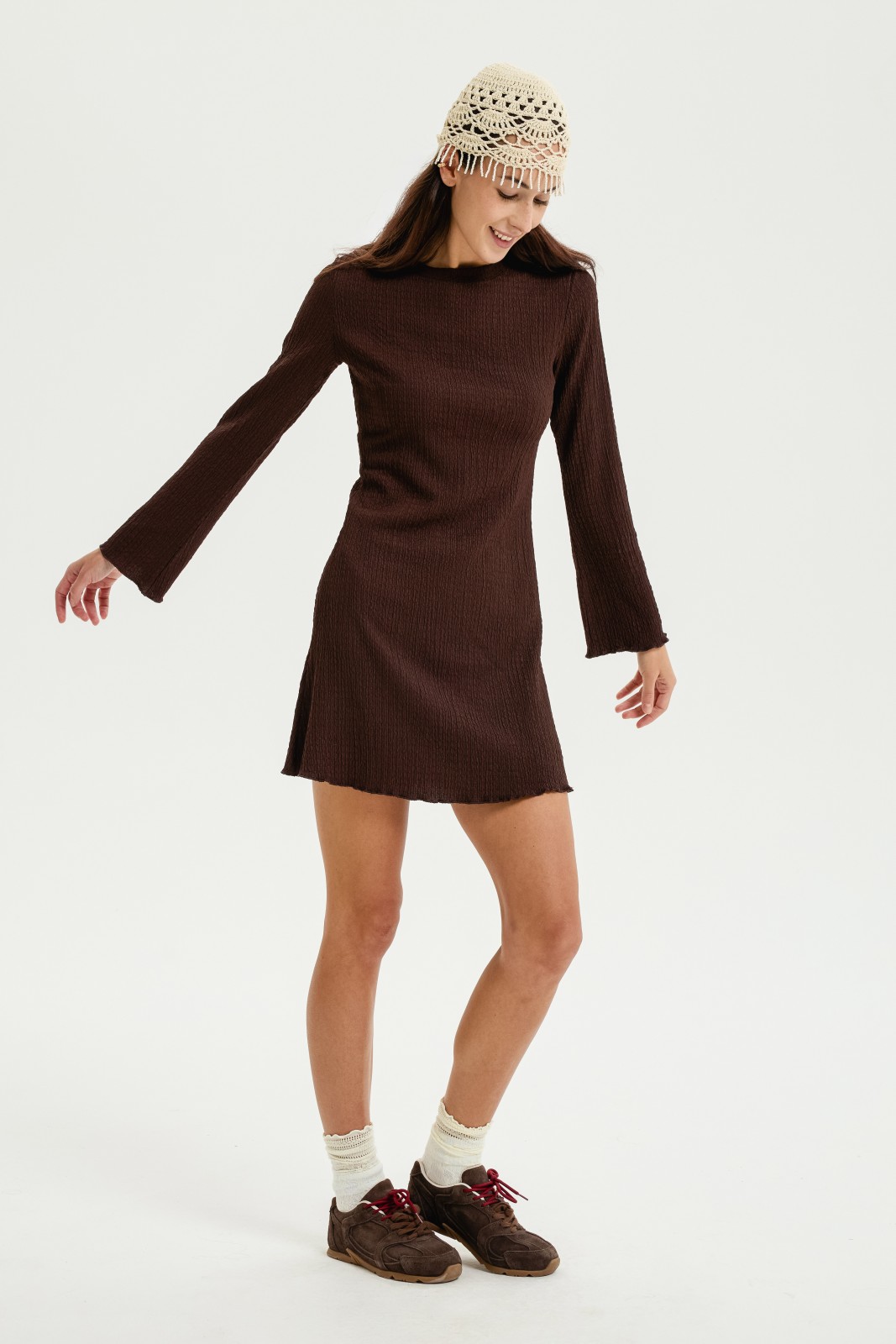 Платье мини с длинным рукавом