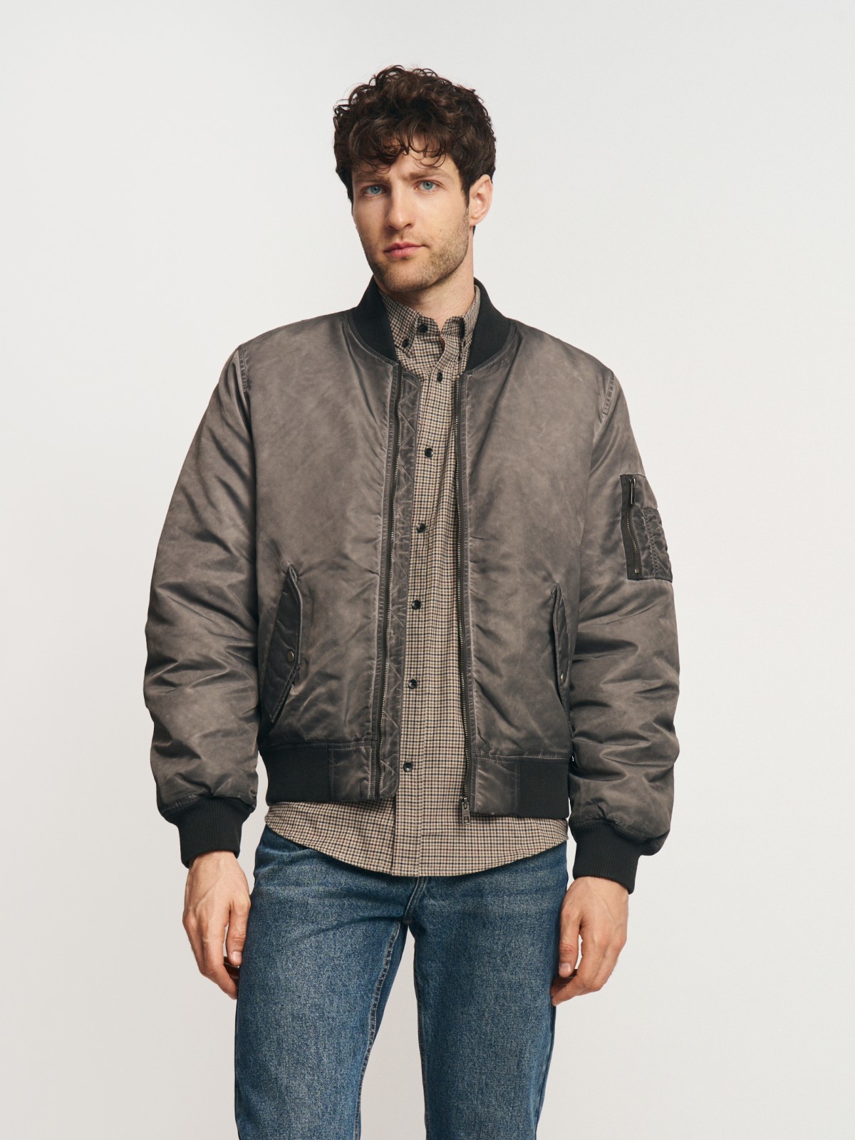 Тёплая куртка-бомбер на синтепоне