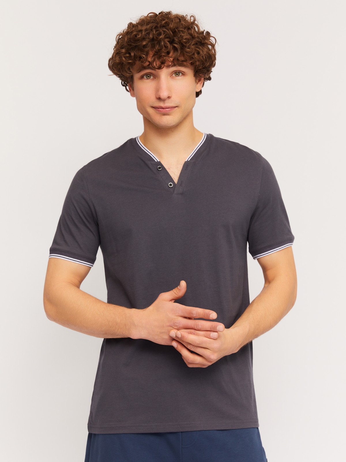 Футболка хенли из хлопка с коротким рукавом