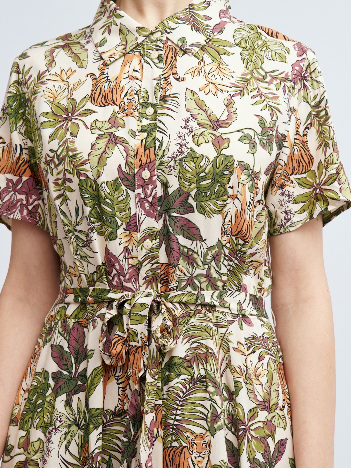 Платье-рубашка из вискозы с поясом