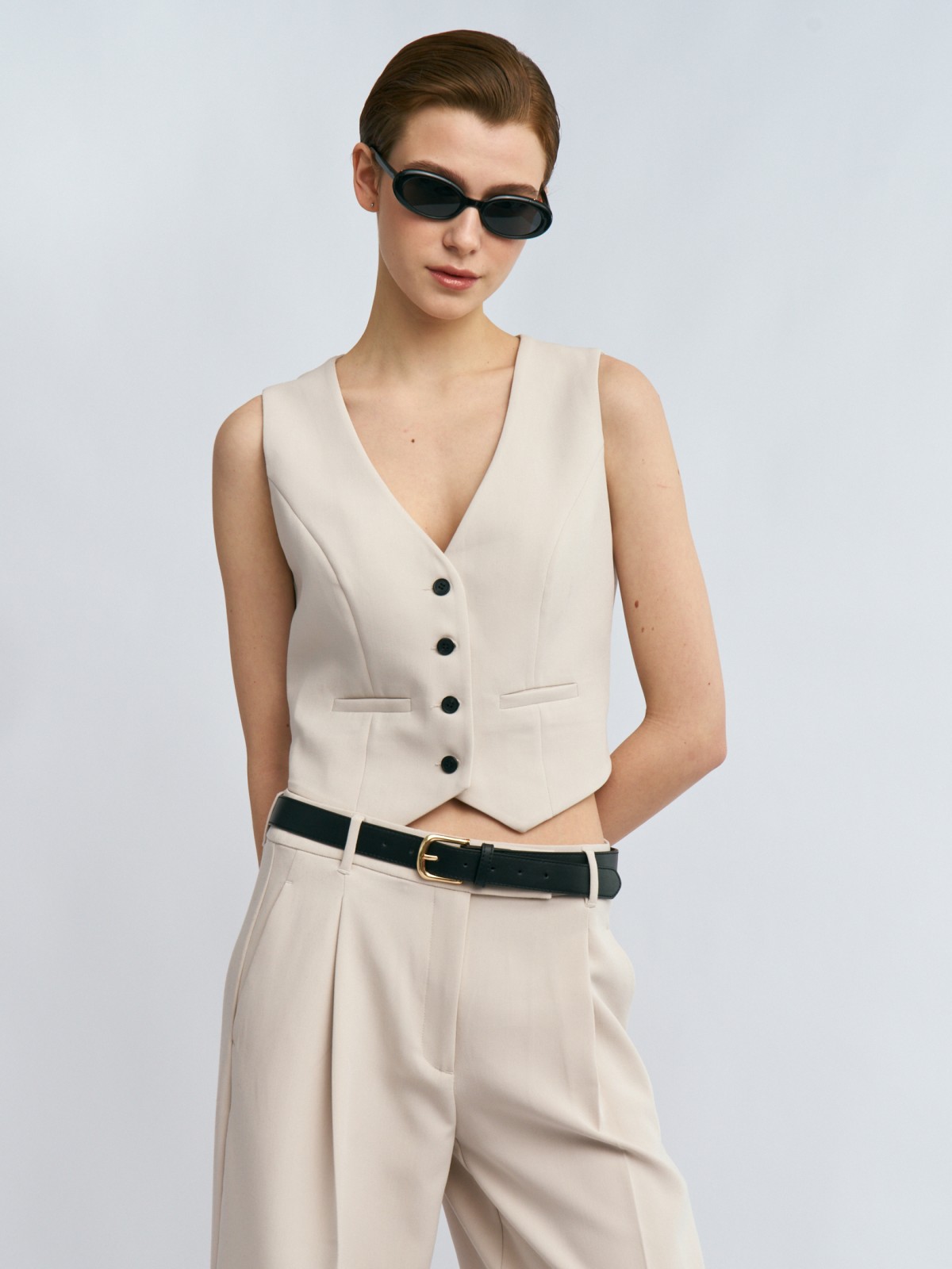 Классический жилет на пуговицах