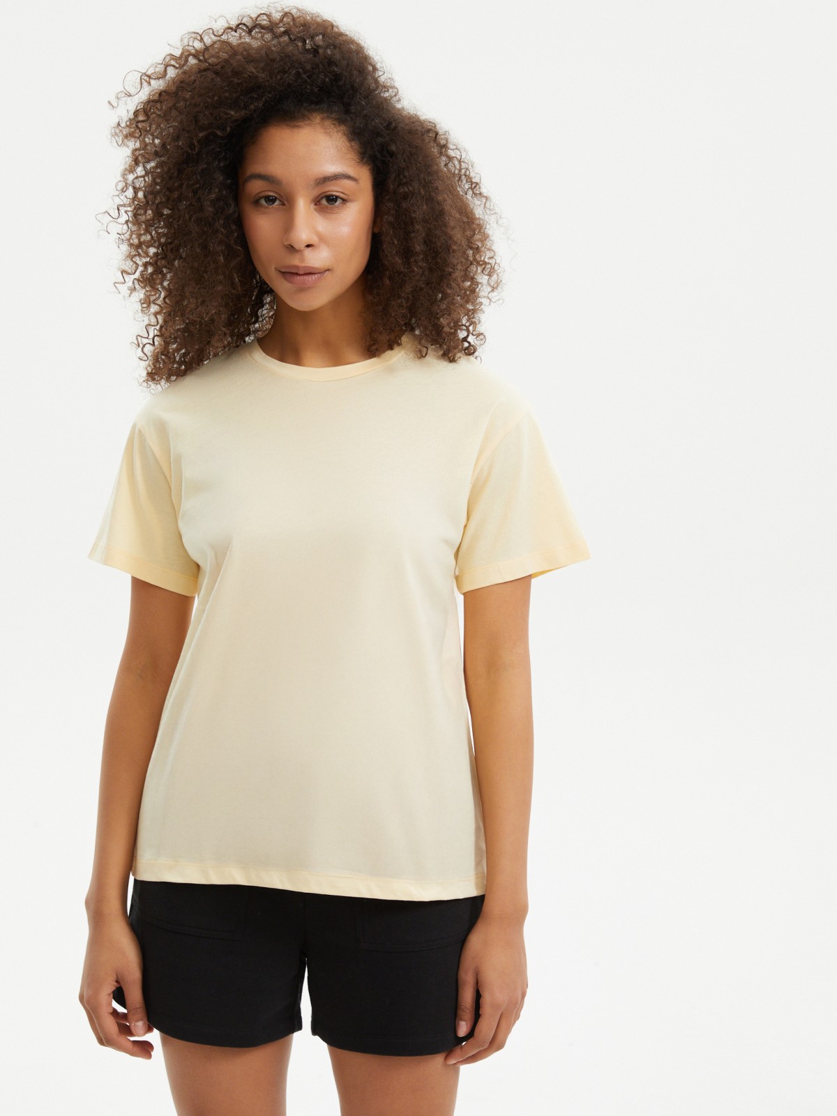 Однотонная футболка из хлопка