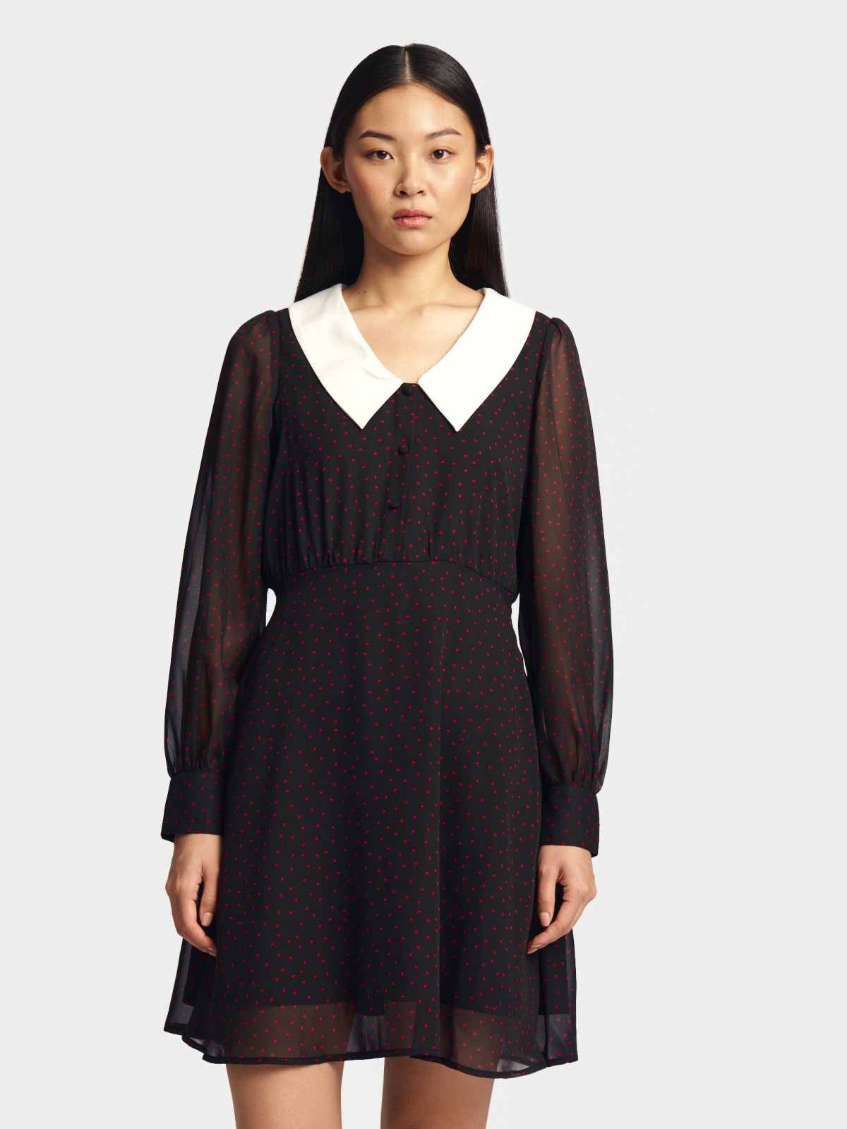 Шифоновое платье мини с акцентным воротником