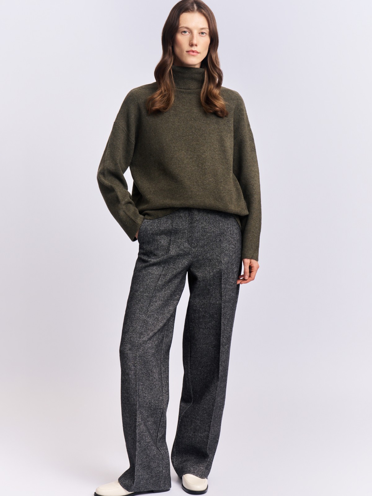 Длинный вязаный свитер с шерстью