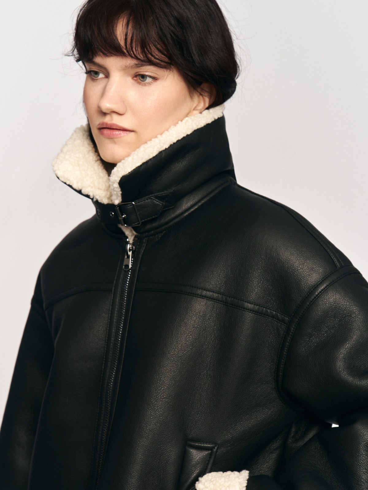 Утеплённая кожаная куртка-дублёнка с экомехом