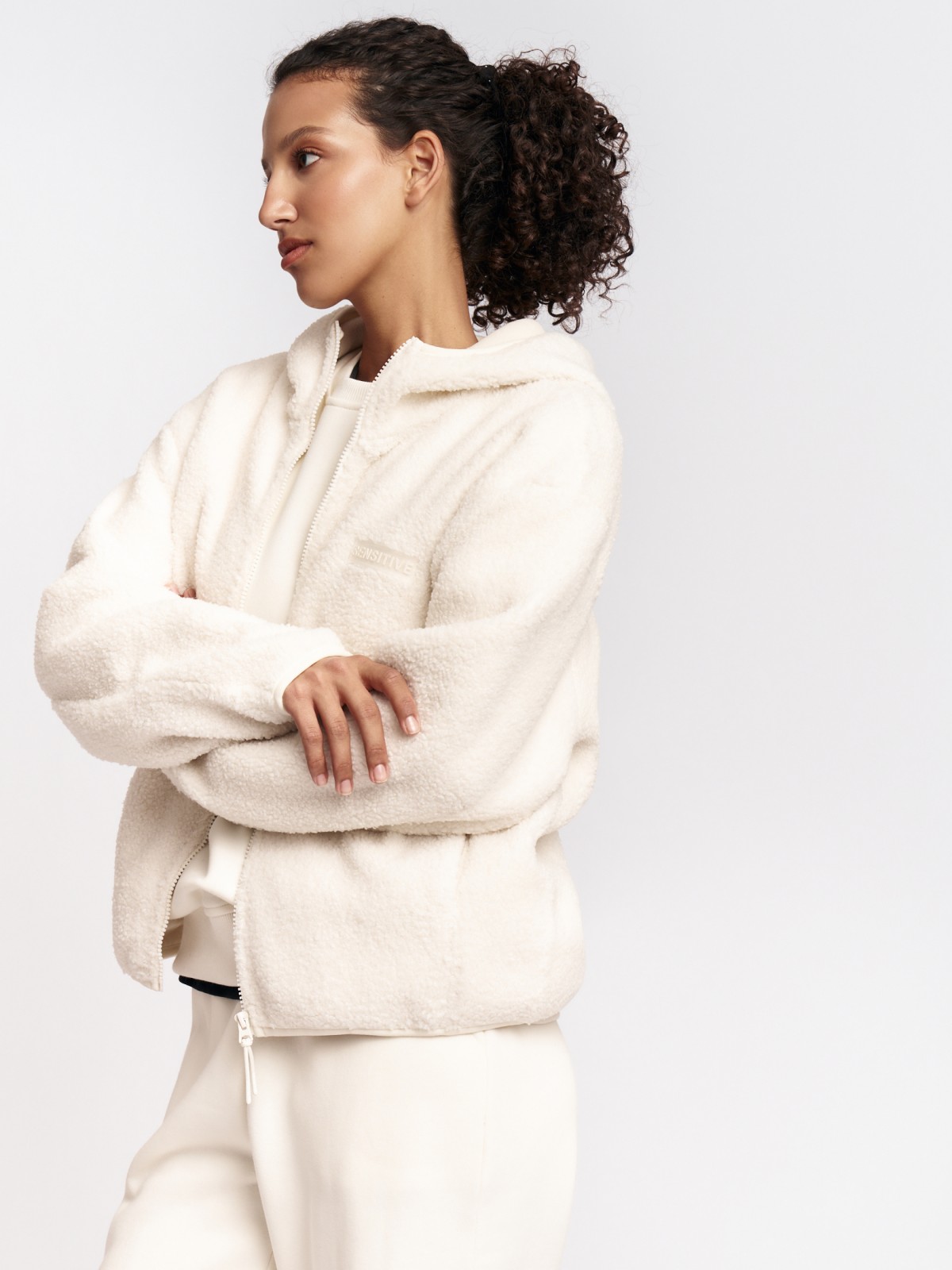 Толстовка из экомеха на молнии