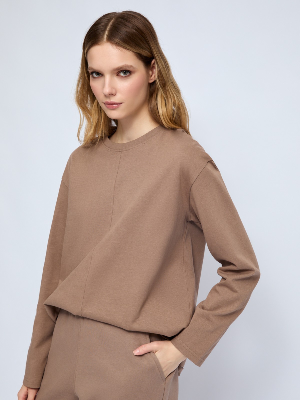 Трикотажный оверсайз лонгслив из хлопка