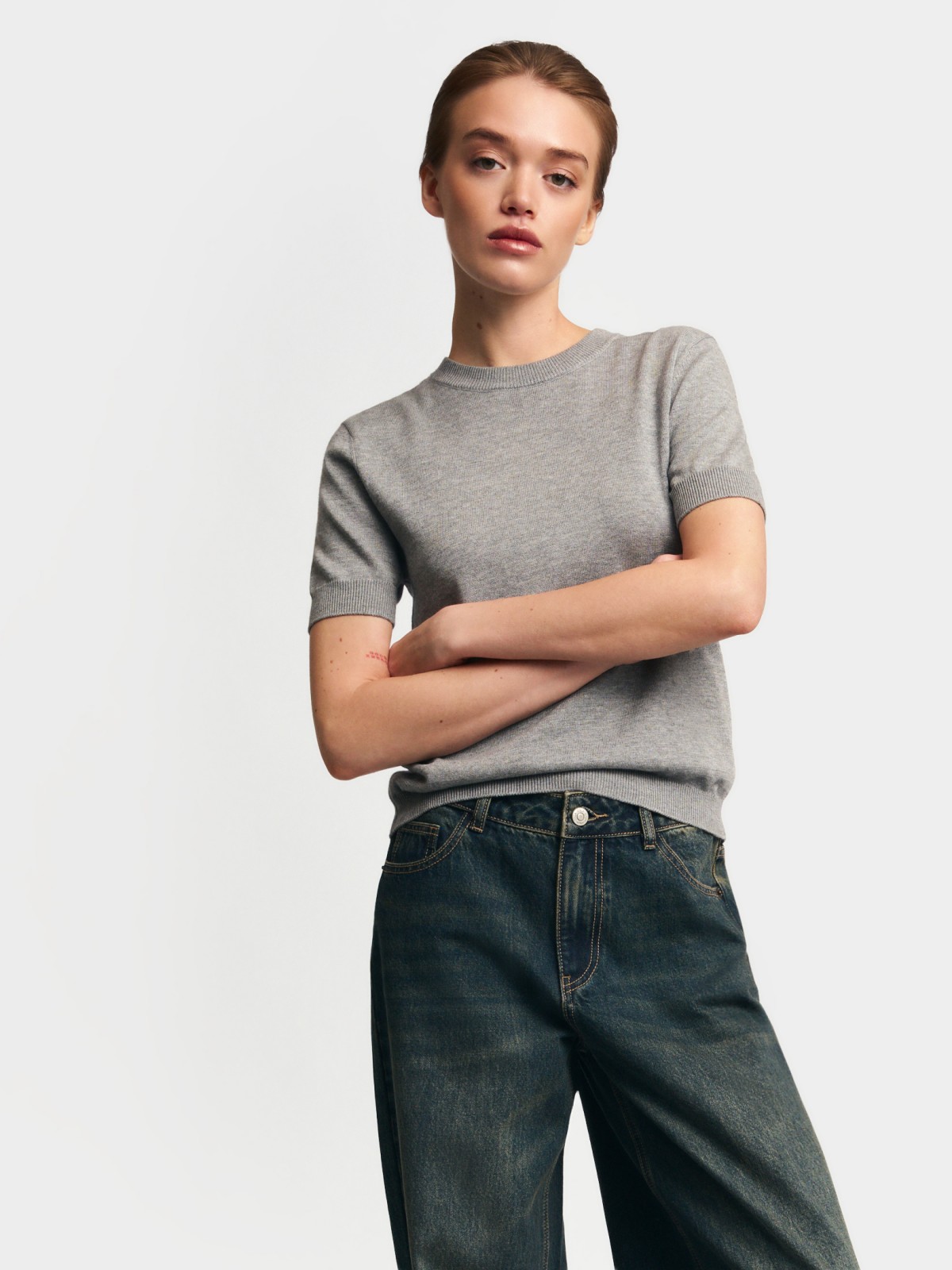 Трикотажный джемпер с коротким рукавом