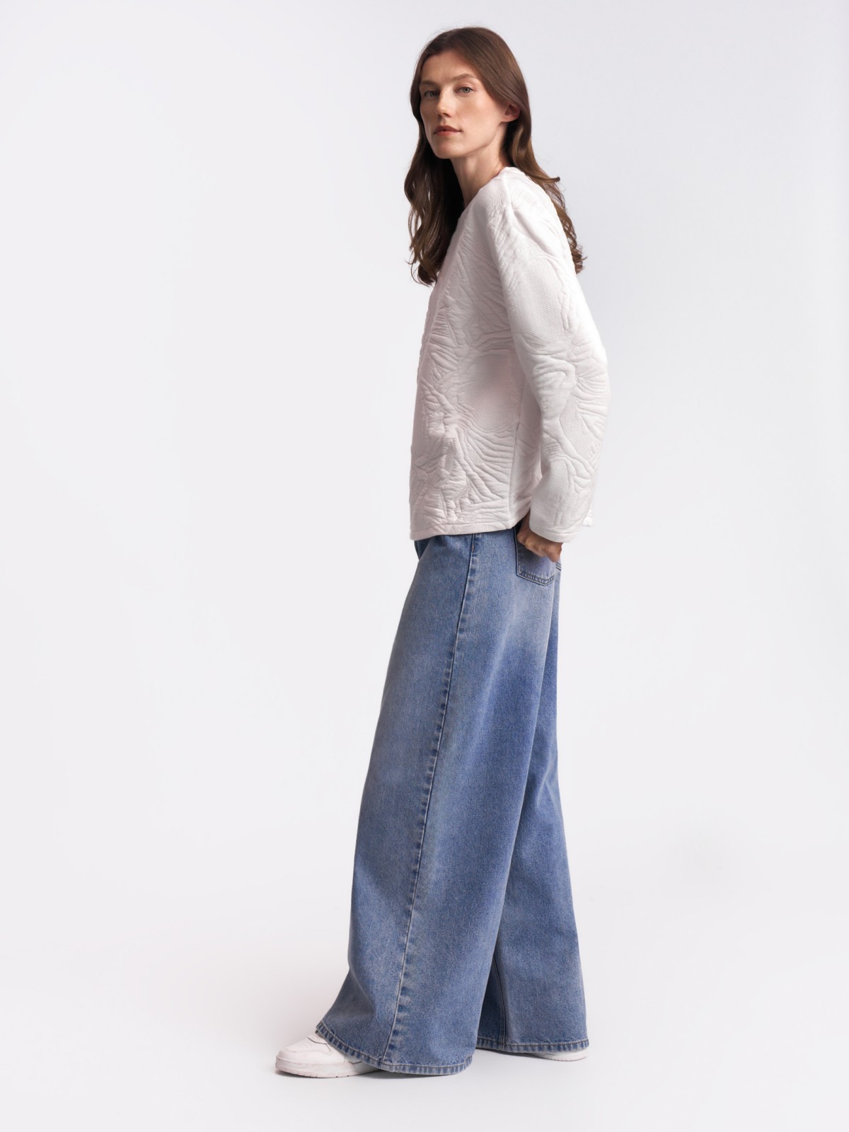 Свитшот с фактурным узором