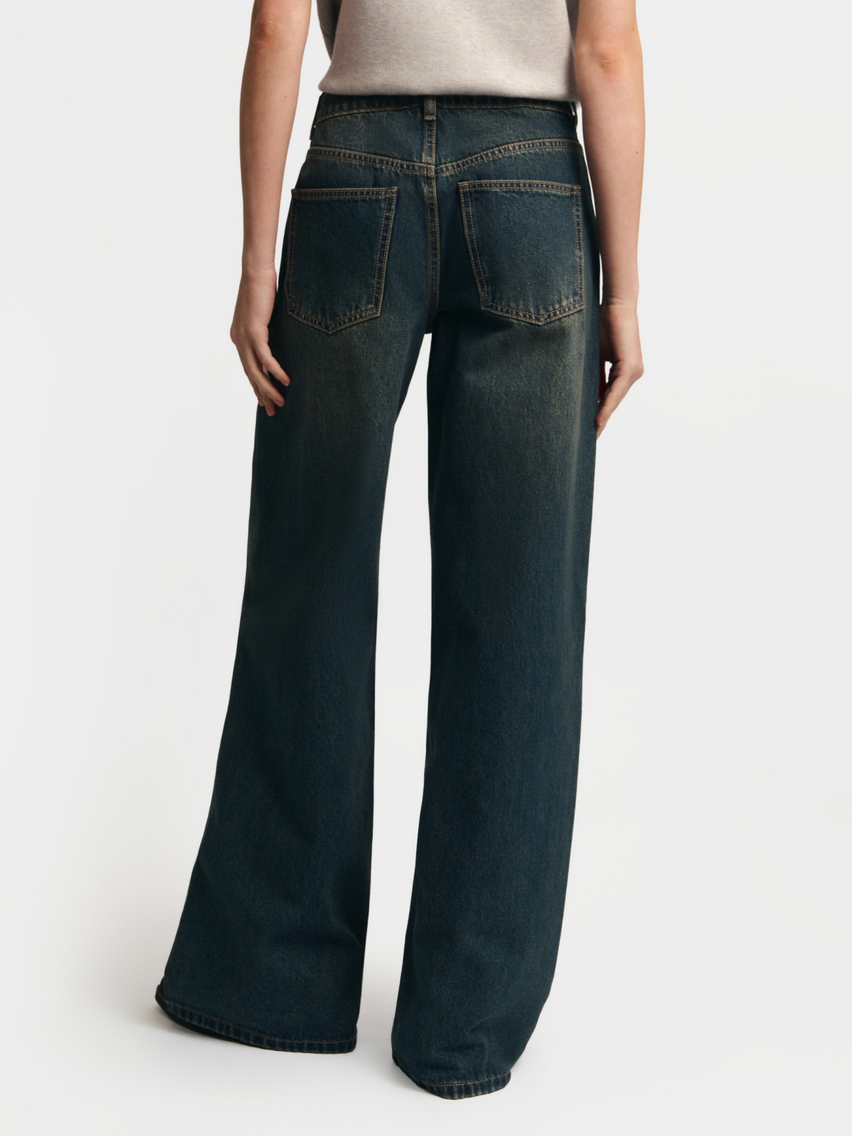 Джинсы силуэта Wide с посадкой Loose