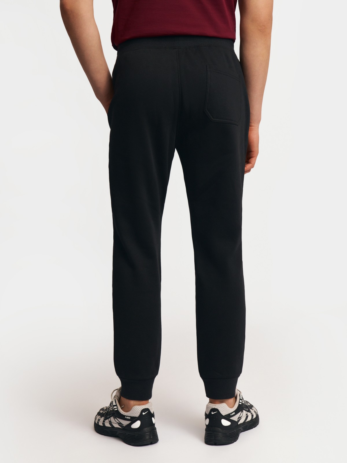 Тёплые трикотажные брюки-джоггеры с начёсом