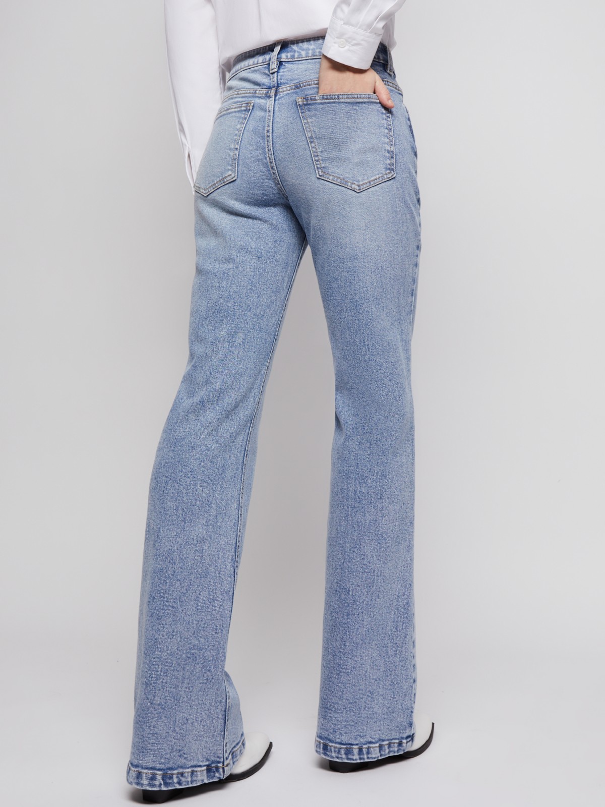 Джинсы силуэта Bootcut с низкой посадкой