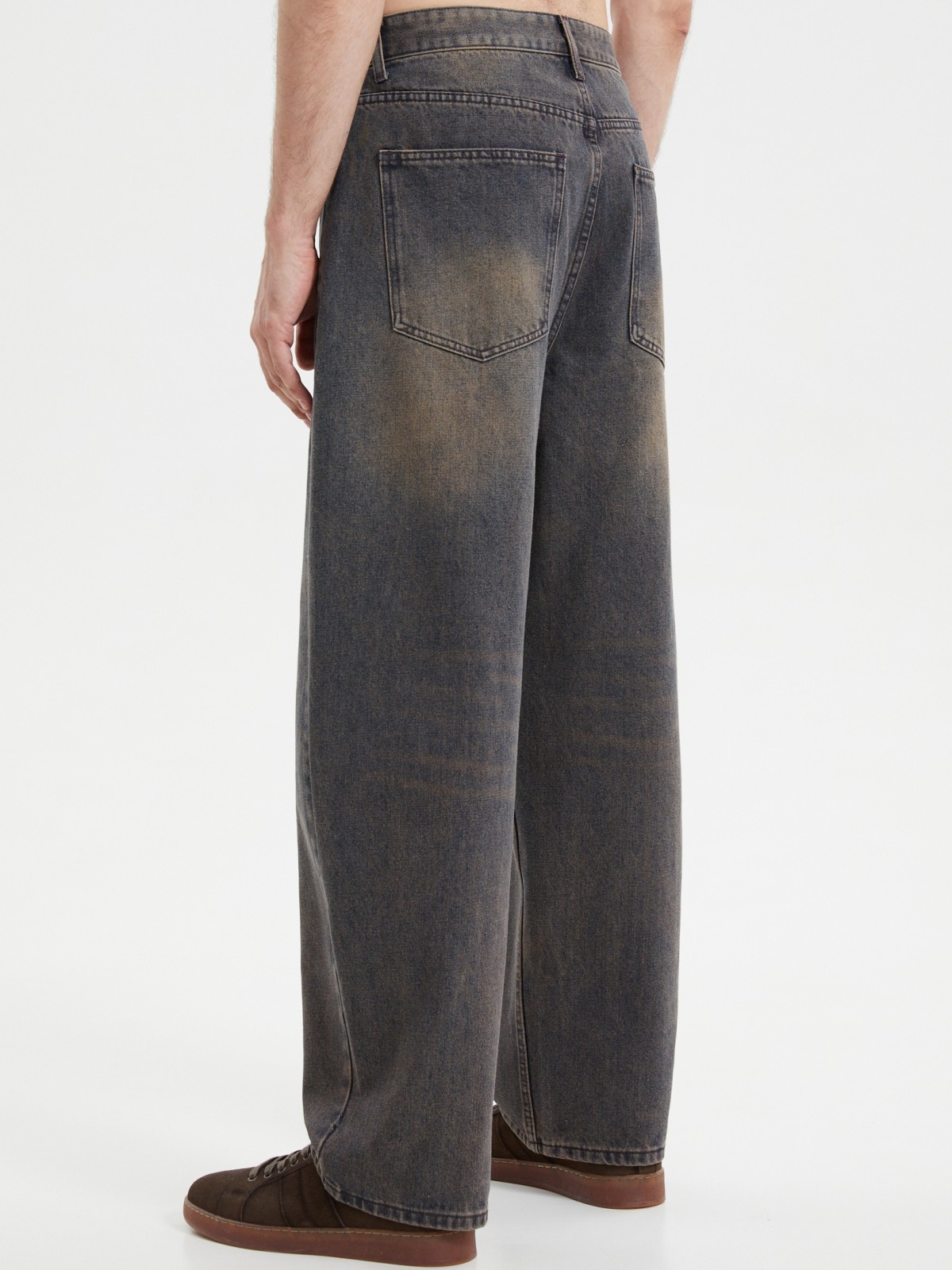 Джинсы фасона Baggy