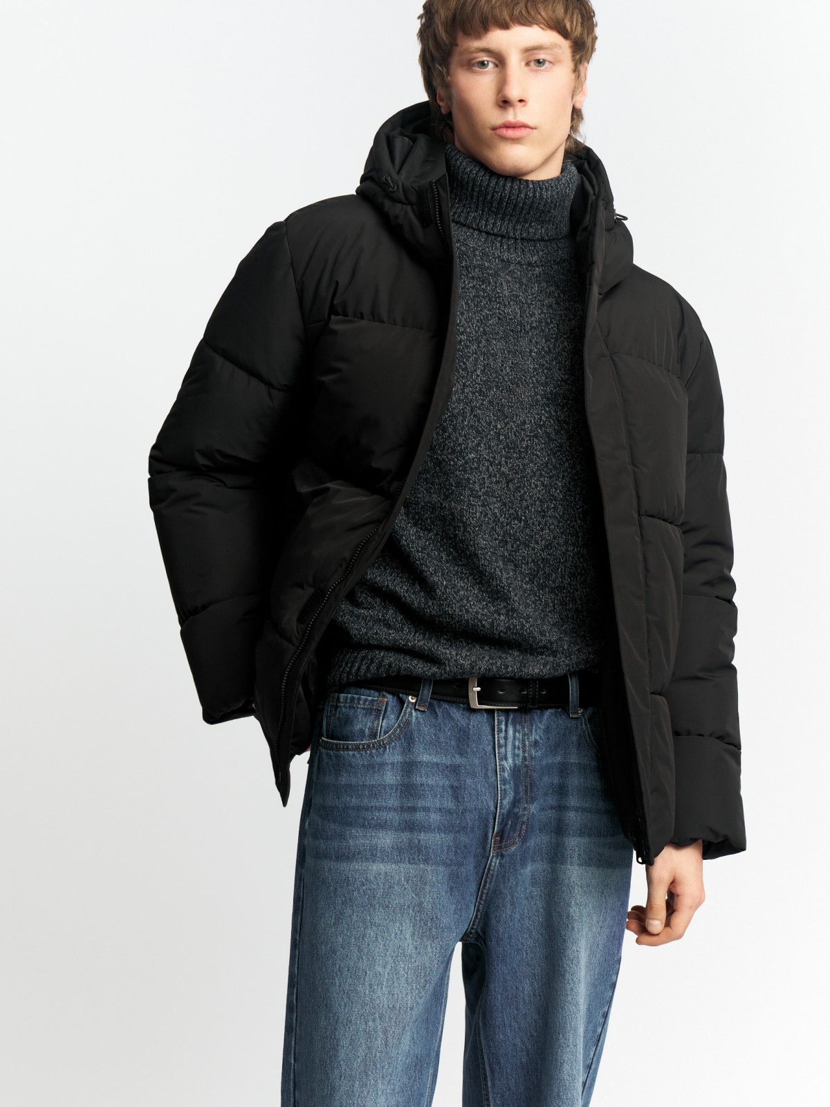 Тёплая стёганая куртка с капюшоном