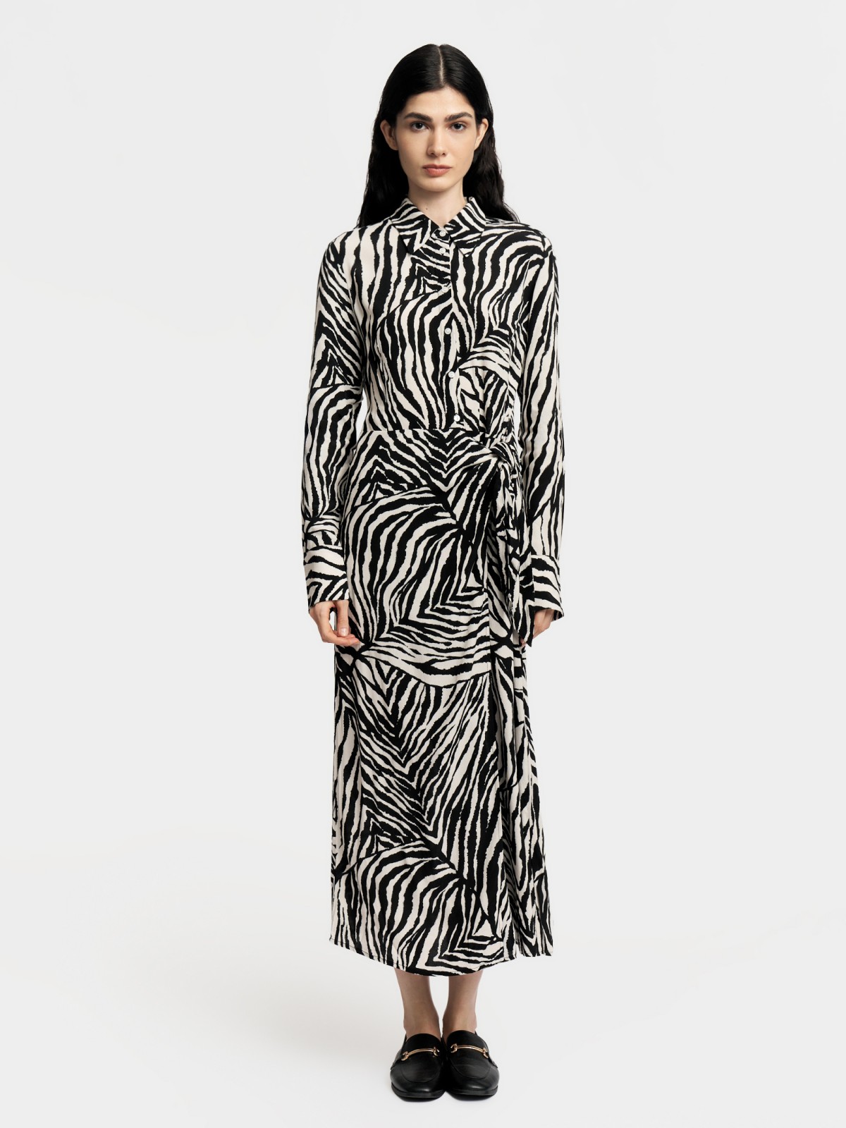 Платье-рубашка миди с принтом