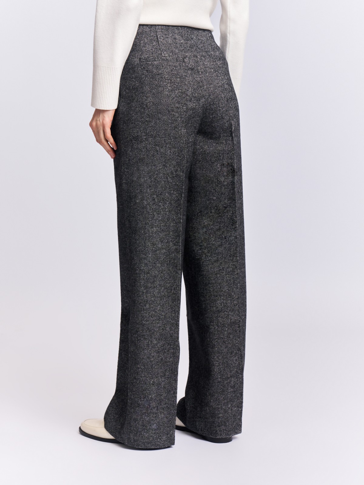 Прямые брюки со стрелками