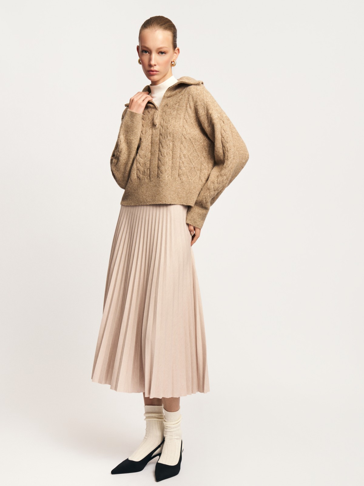 Юбка плиссе на резинке в длине миди