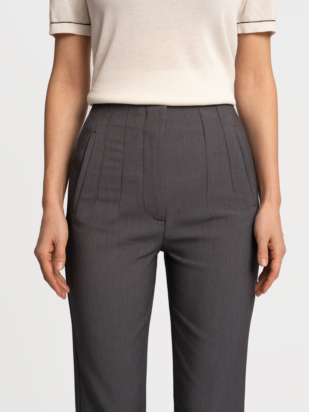 Офисные брюки Slim со стрелками