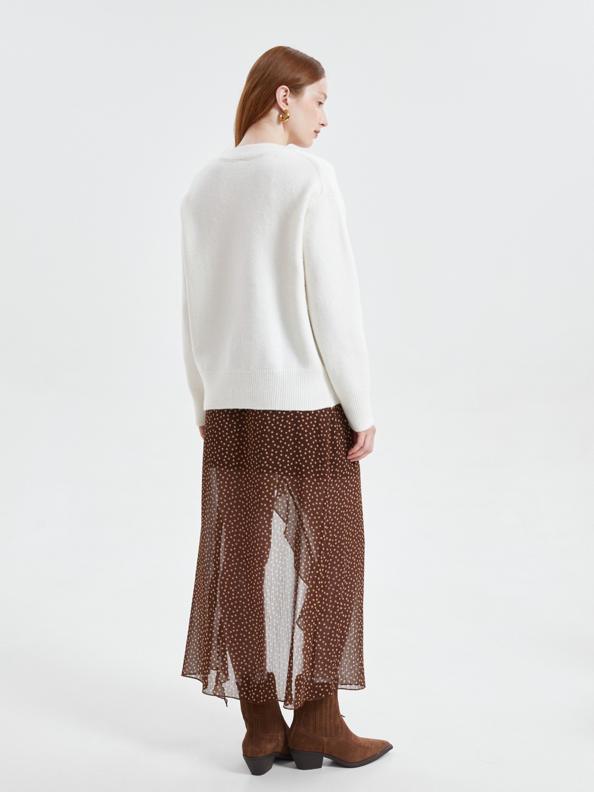 Вязаный пуловер с вырезом и длинным рукавом