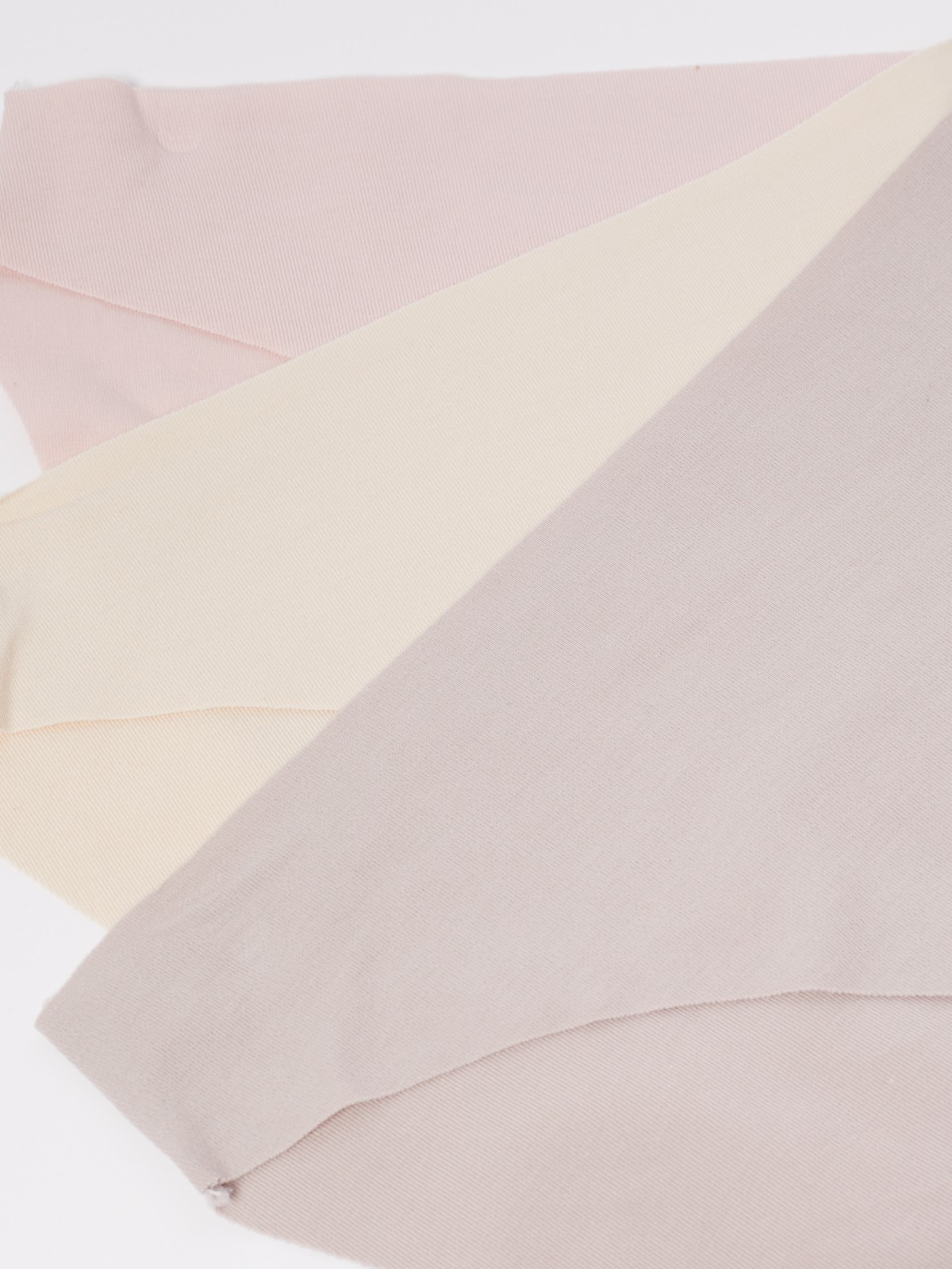 Набор бесшовных трусов (3 шт. в комплекте)