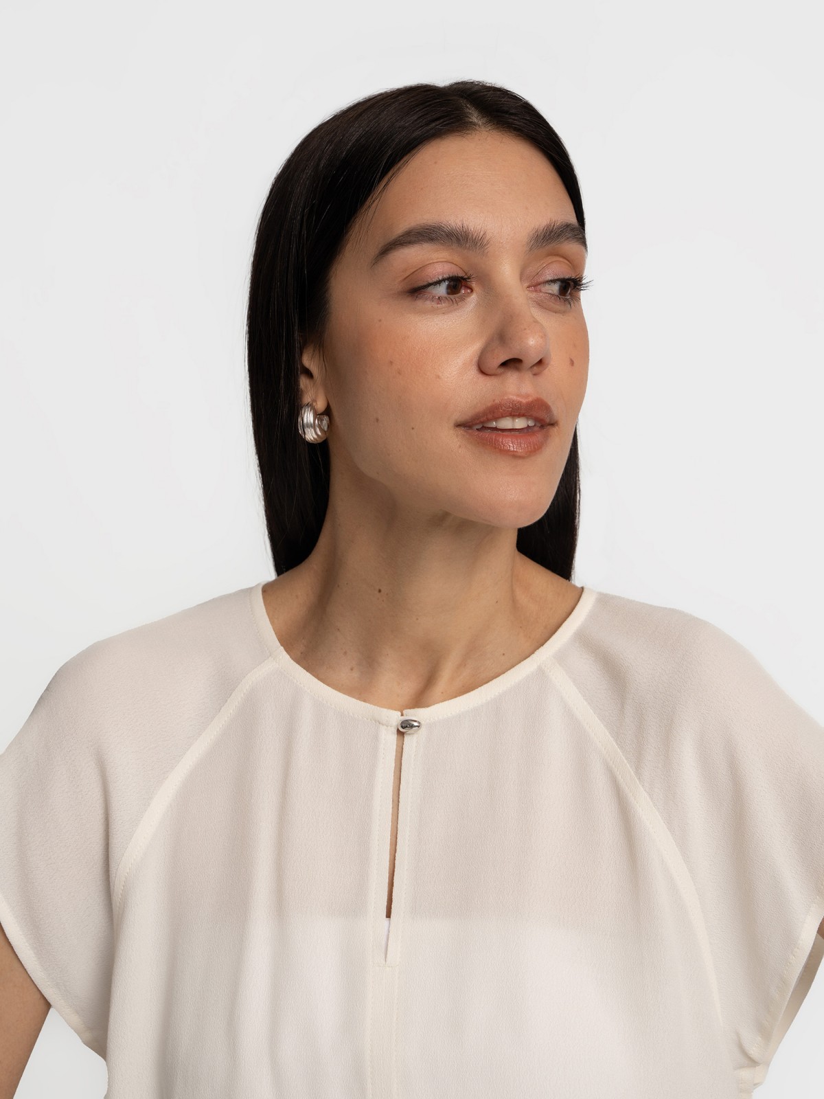 Блузка с короткими рукавами