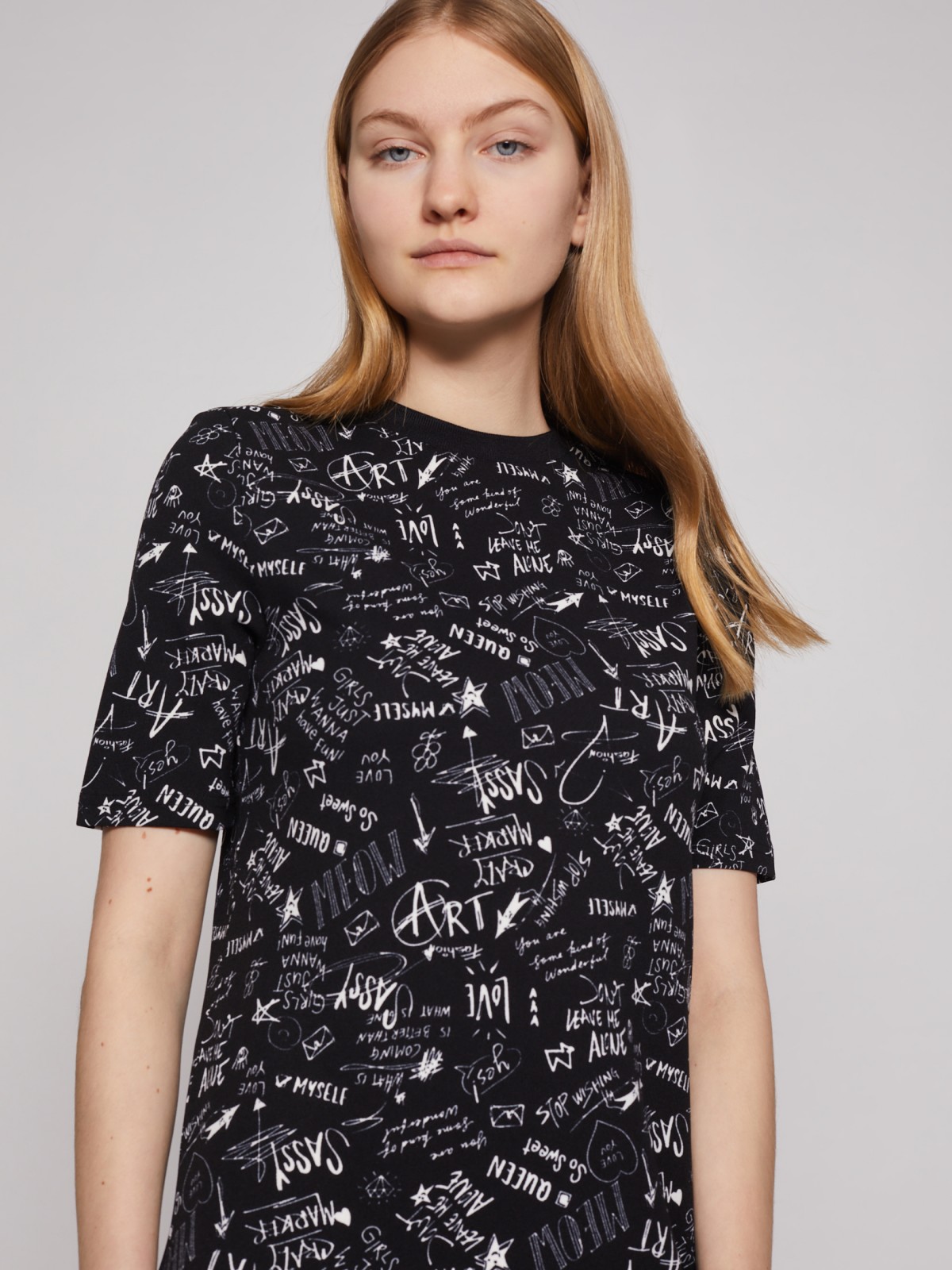 Принтованное платье-футболка zolla 02213819F123, цвет черный, размер XS - фото 4