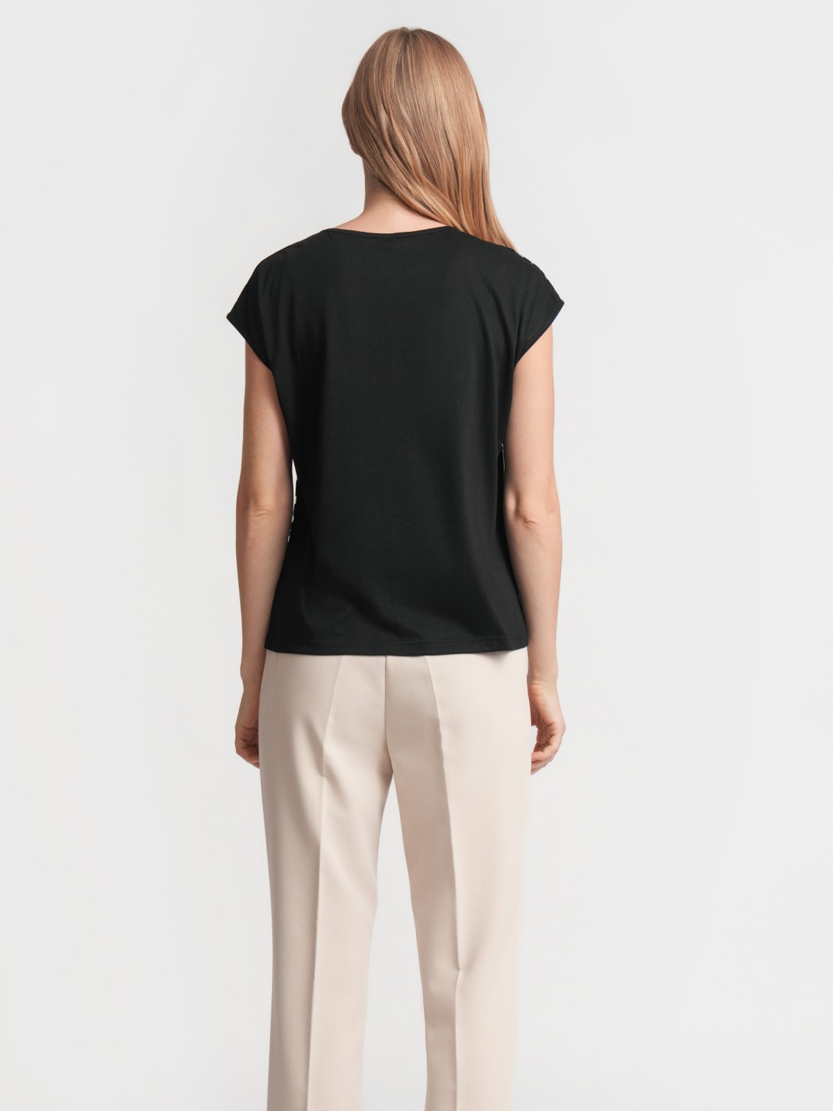 Футболка с короткими  рукавами