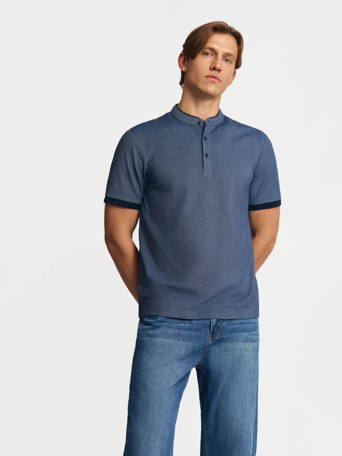 Футболка поло с воротником-стойкой