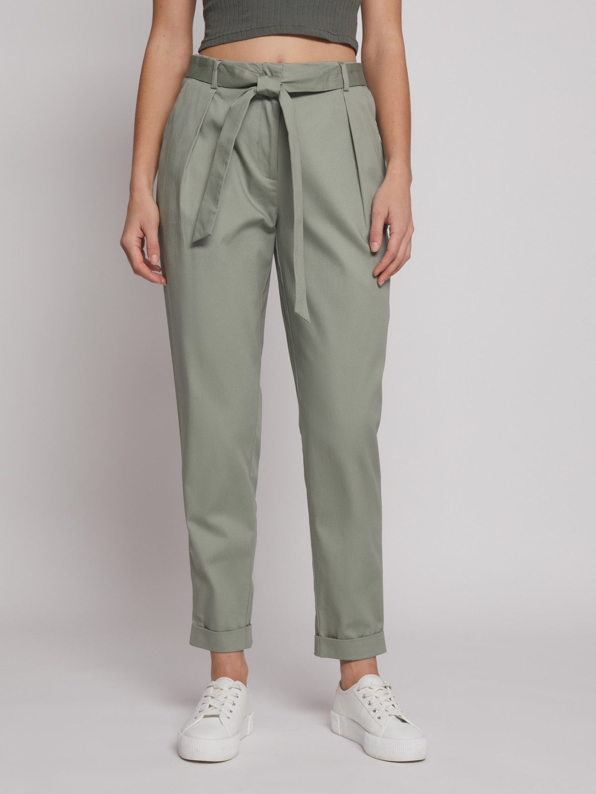 Брюки фасона Carrot