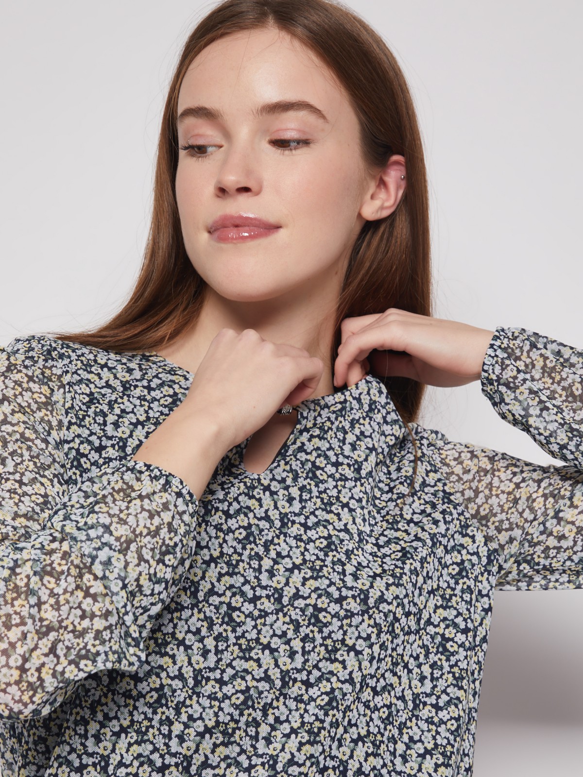 Блузка с цветочным принтом