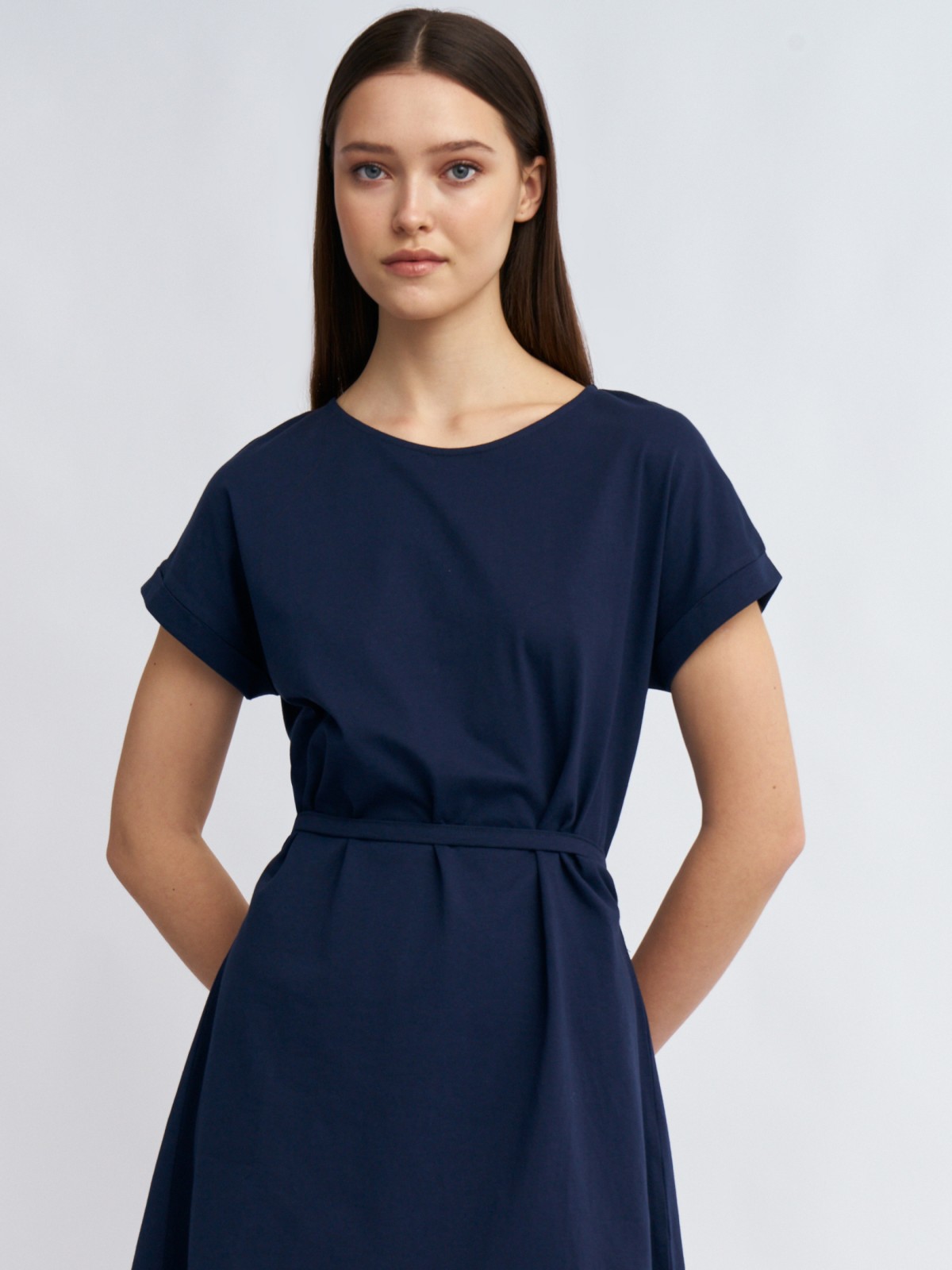 Платье-футболка из хлопка с поясом