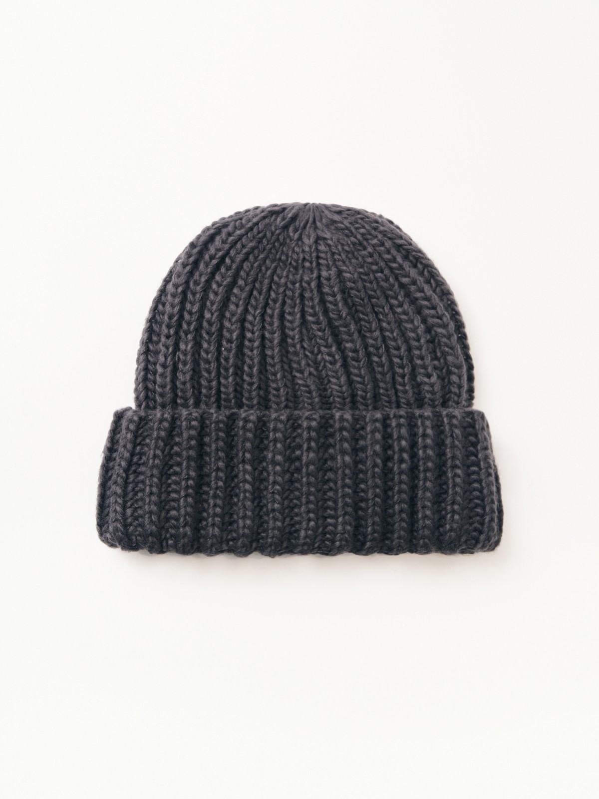 Вязаная шапка-бини на флисе