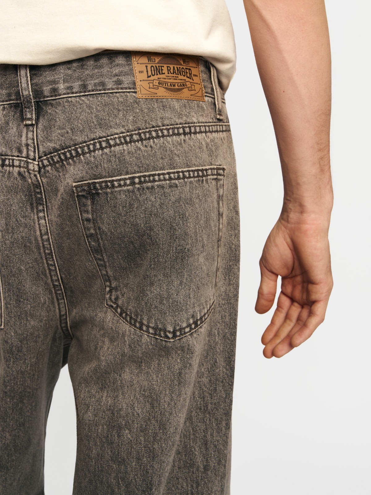 Джинсы фасона Baggy