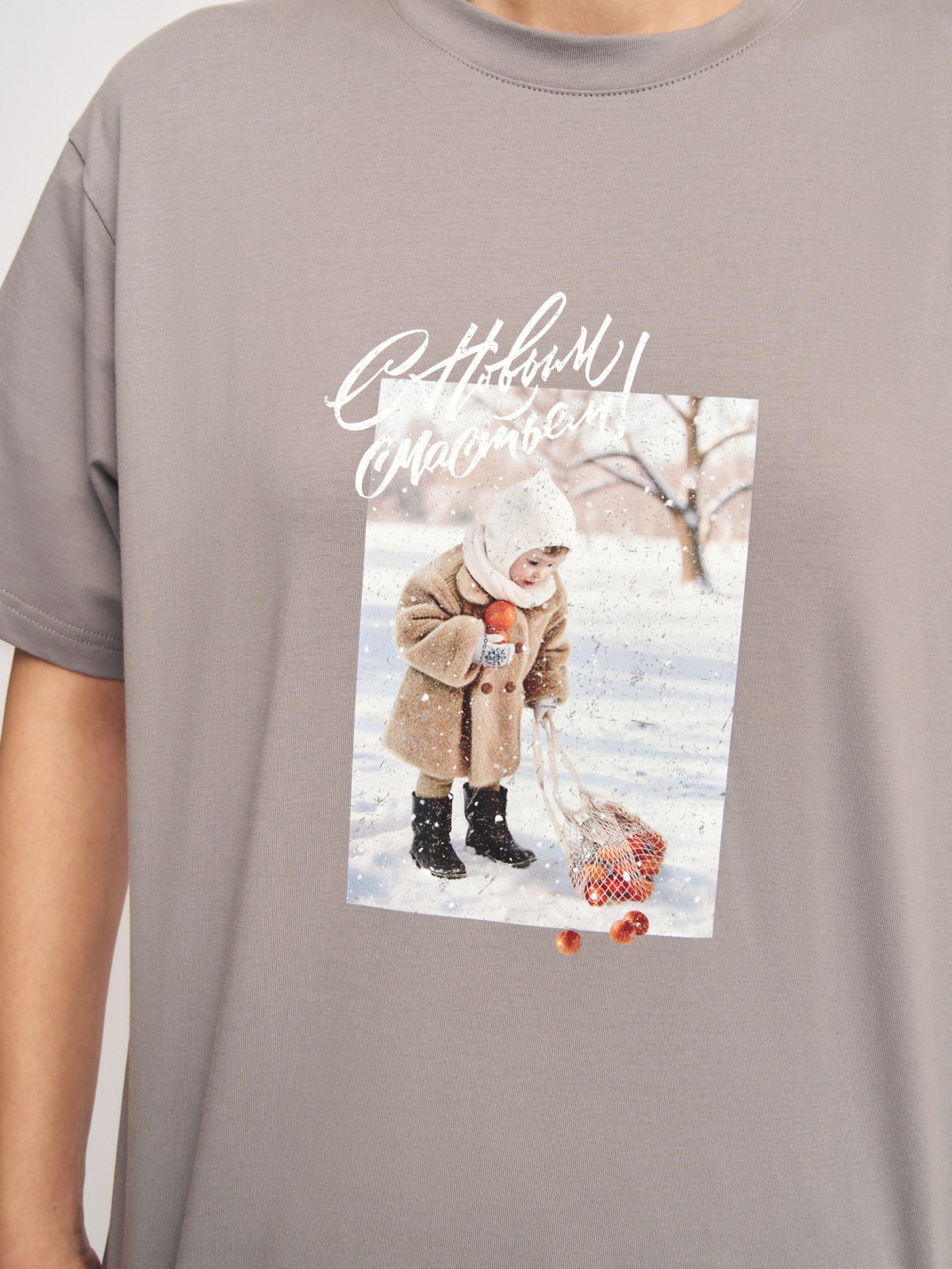 Футболка из хлопка с новогодним принтом