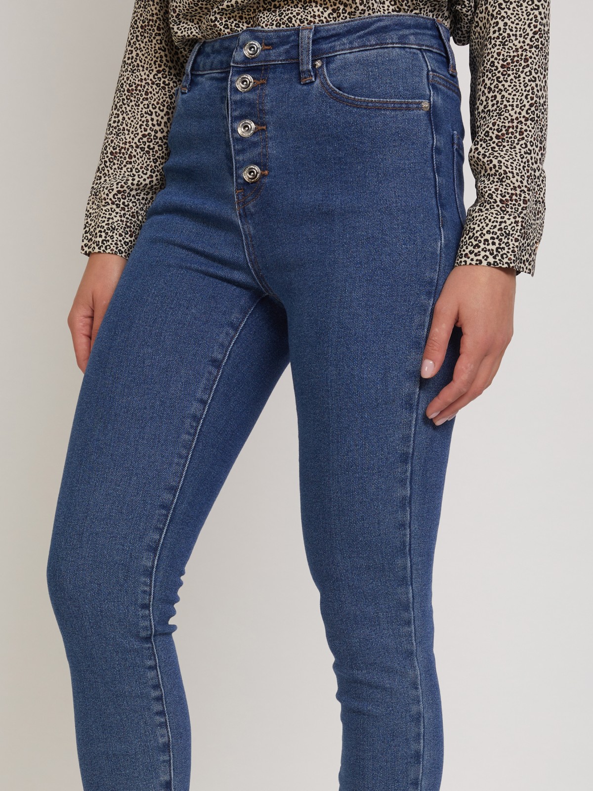 Джинсы силуэта Skinny с высокой посадкой