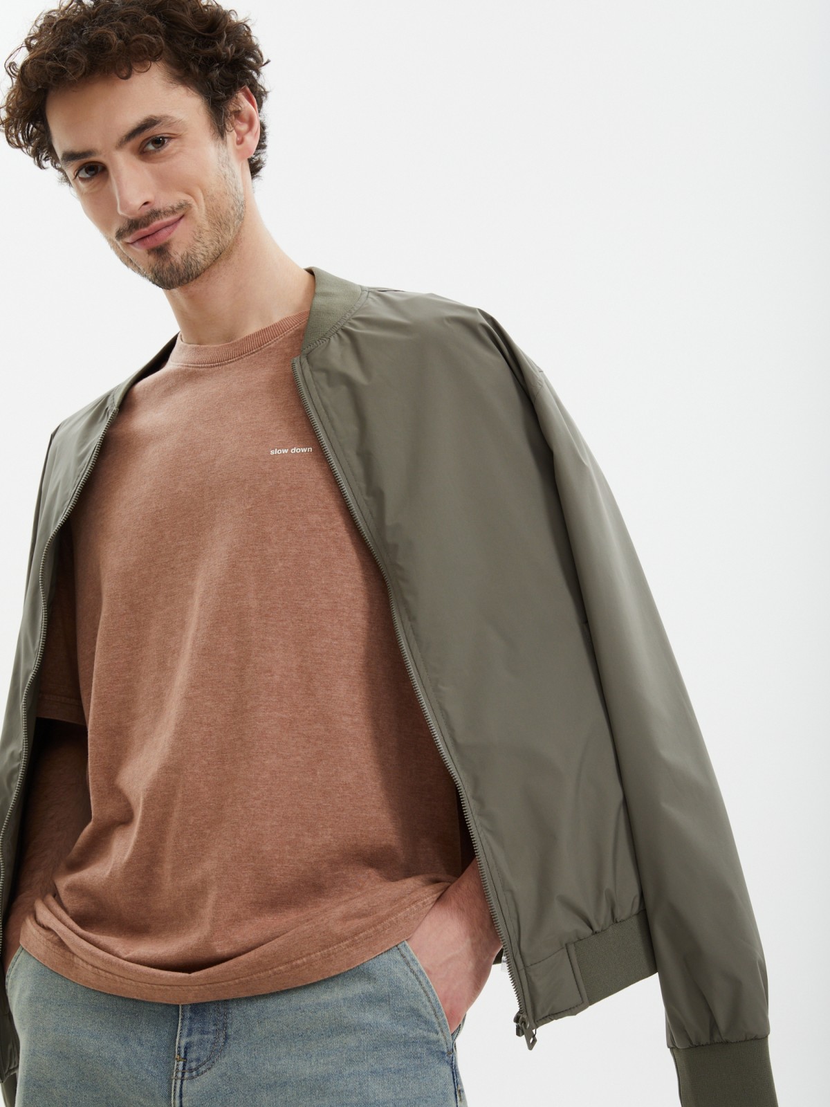 Трикотажная футболка с надписью