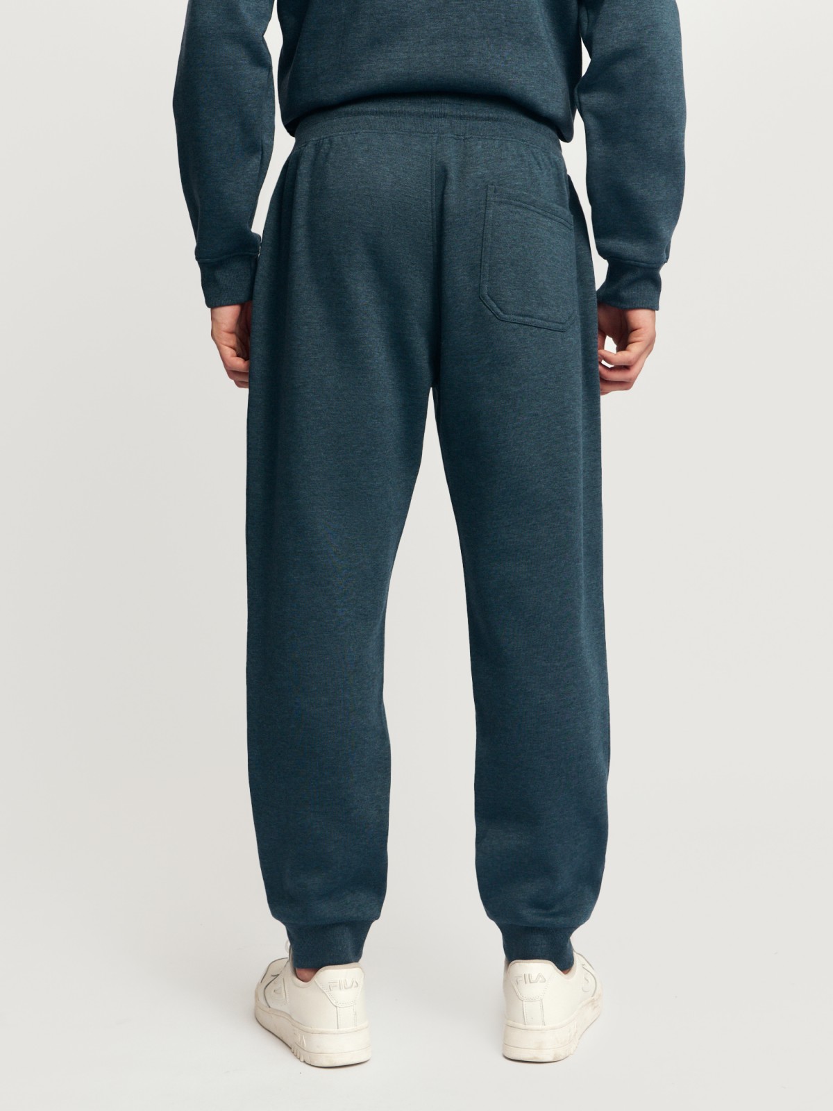 Тёплые трикотажные брюки-джоггеры с начёсом